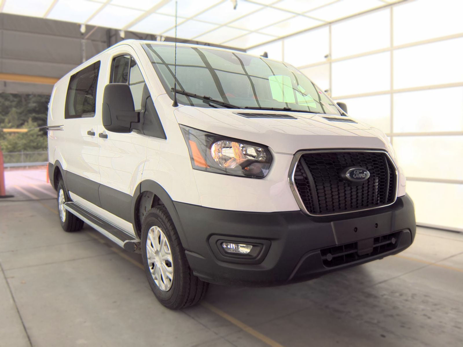 FORD TRANSIT 250 - 4