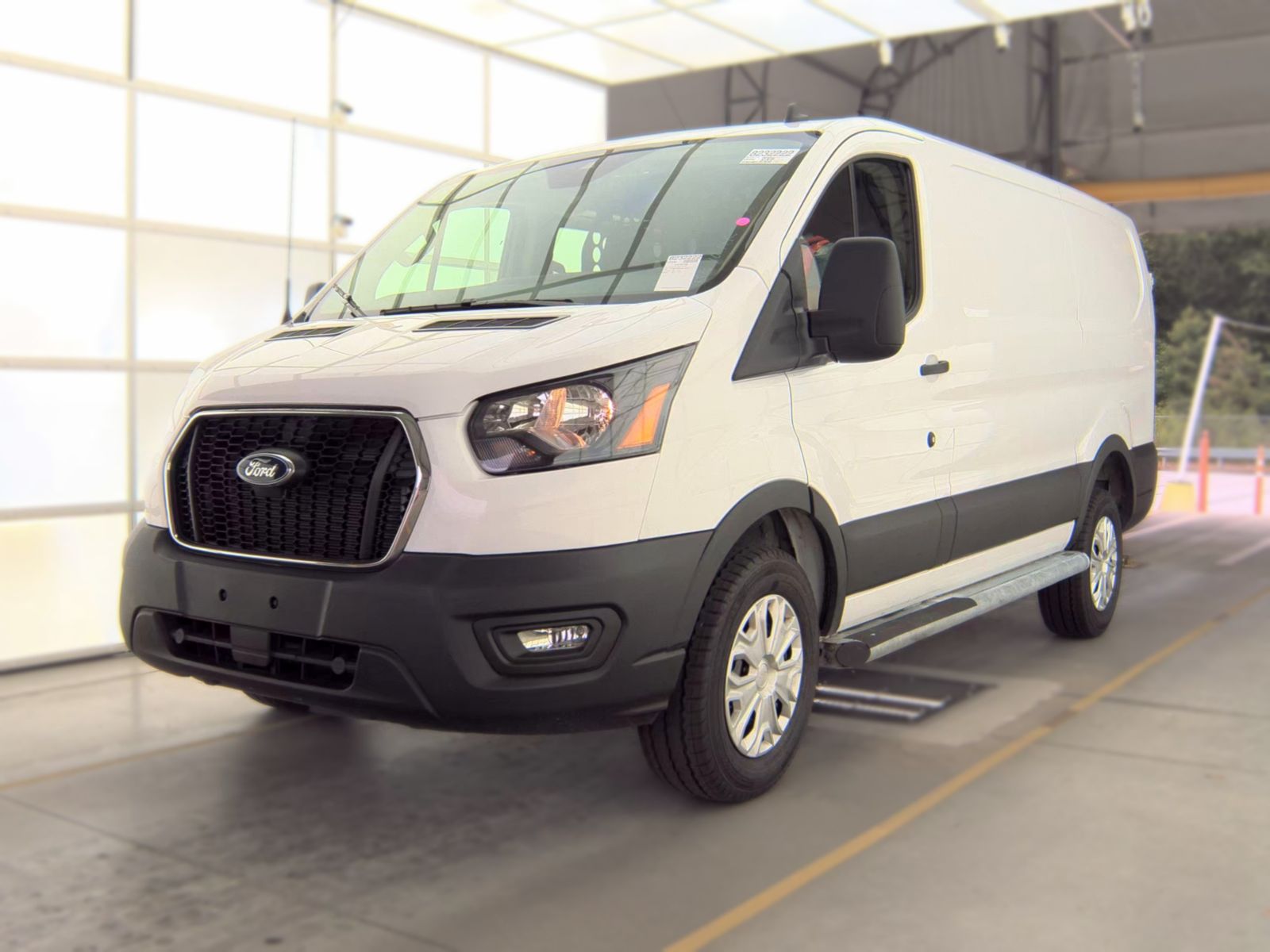 FORD TRANSIT 250 - 1