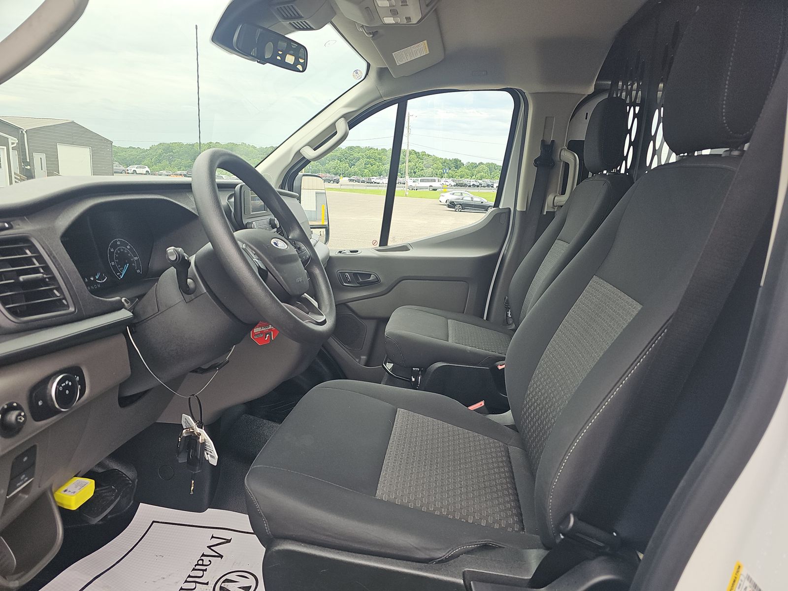 FORD TRANSIT 250 - 8