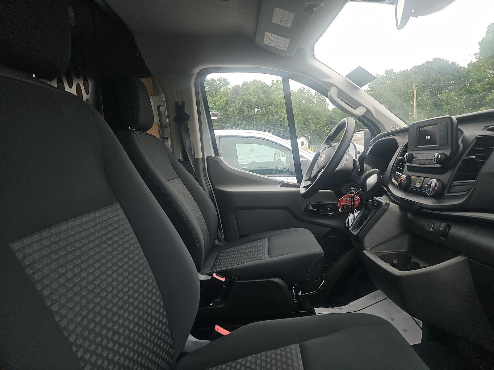 FORD TRANSIT 250 - 9