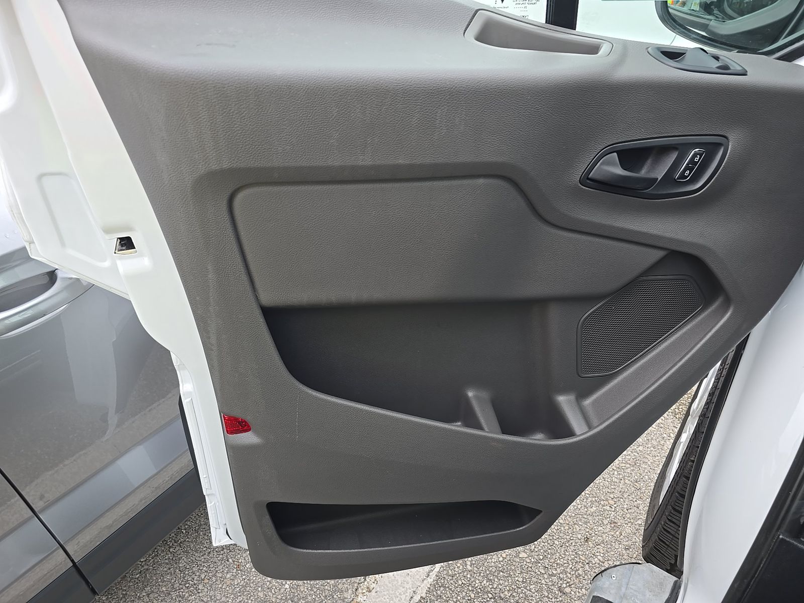 FORD TRANSIT 250 - 10