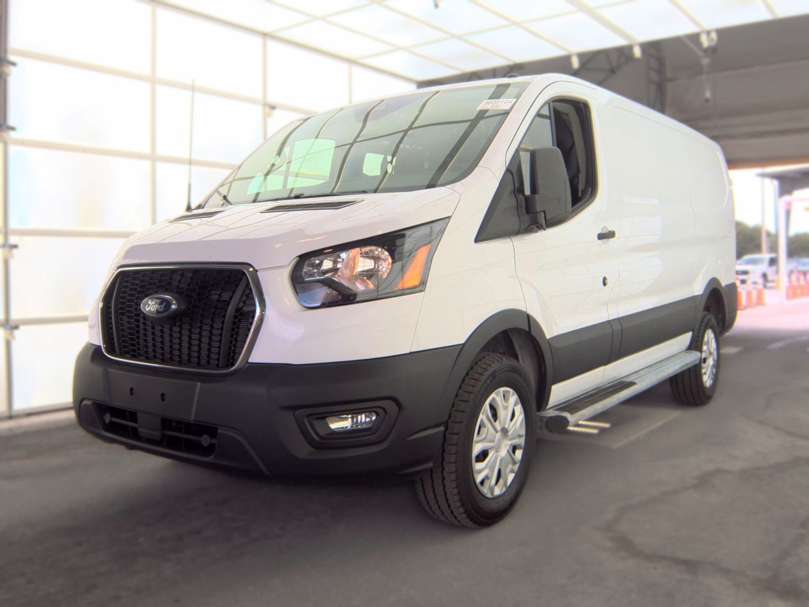 FORD TRANSIT 250 - 1
