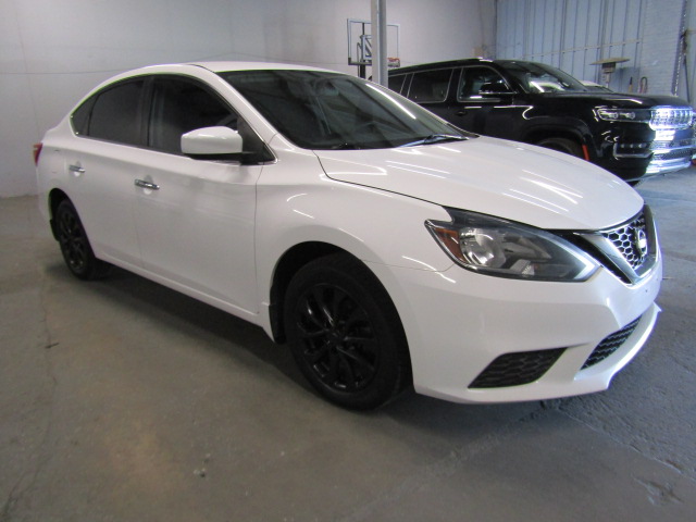 NISSAN SENTRA - 4