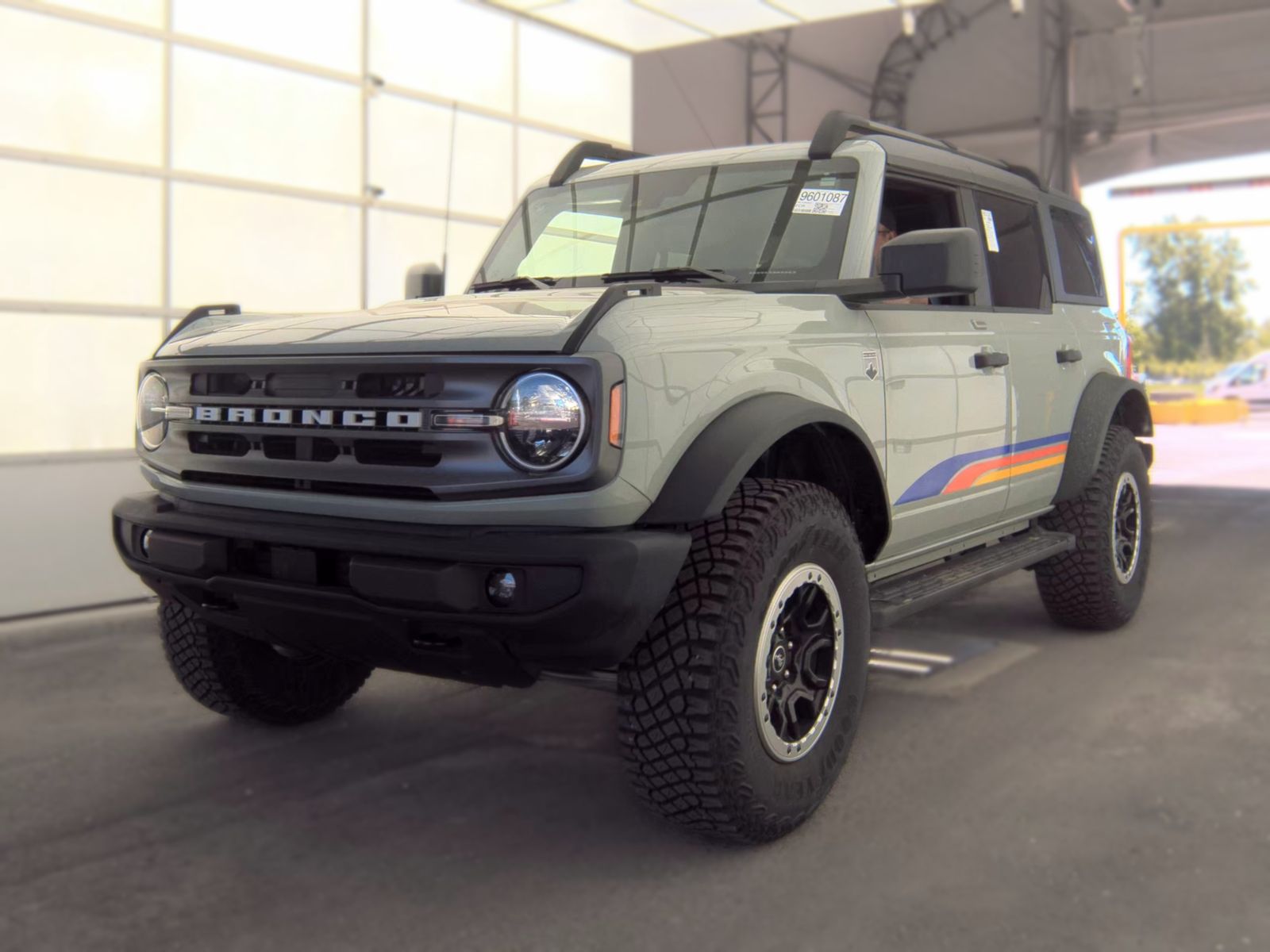 FORD BRONCO - 1