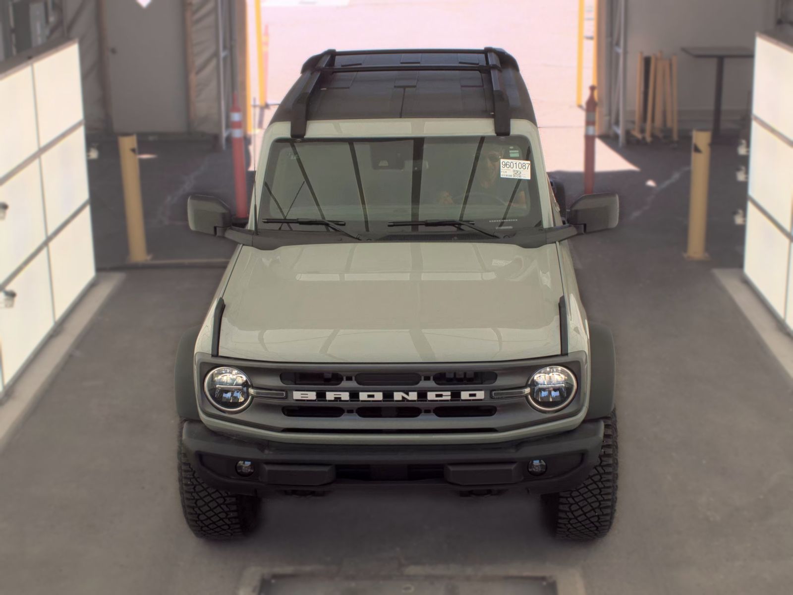 FORD BRONCO - 3