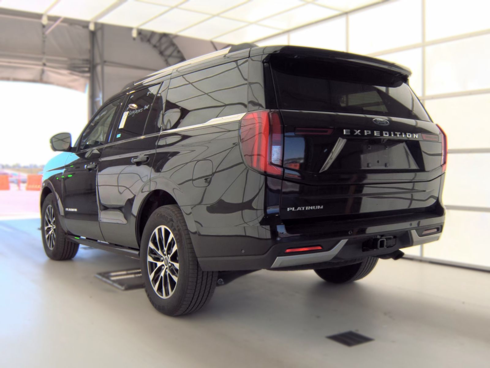 FORD EXPEDITION - 9