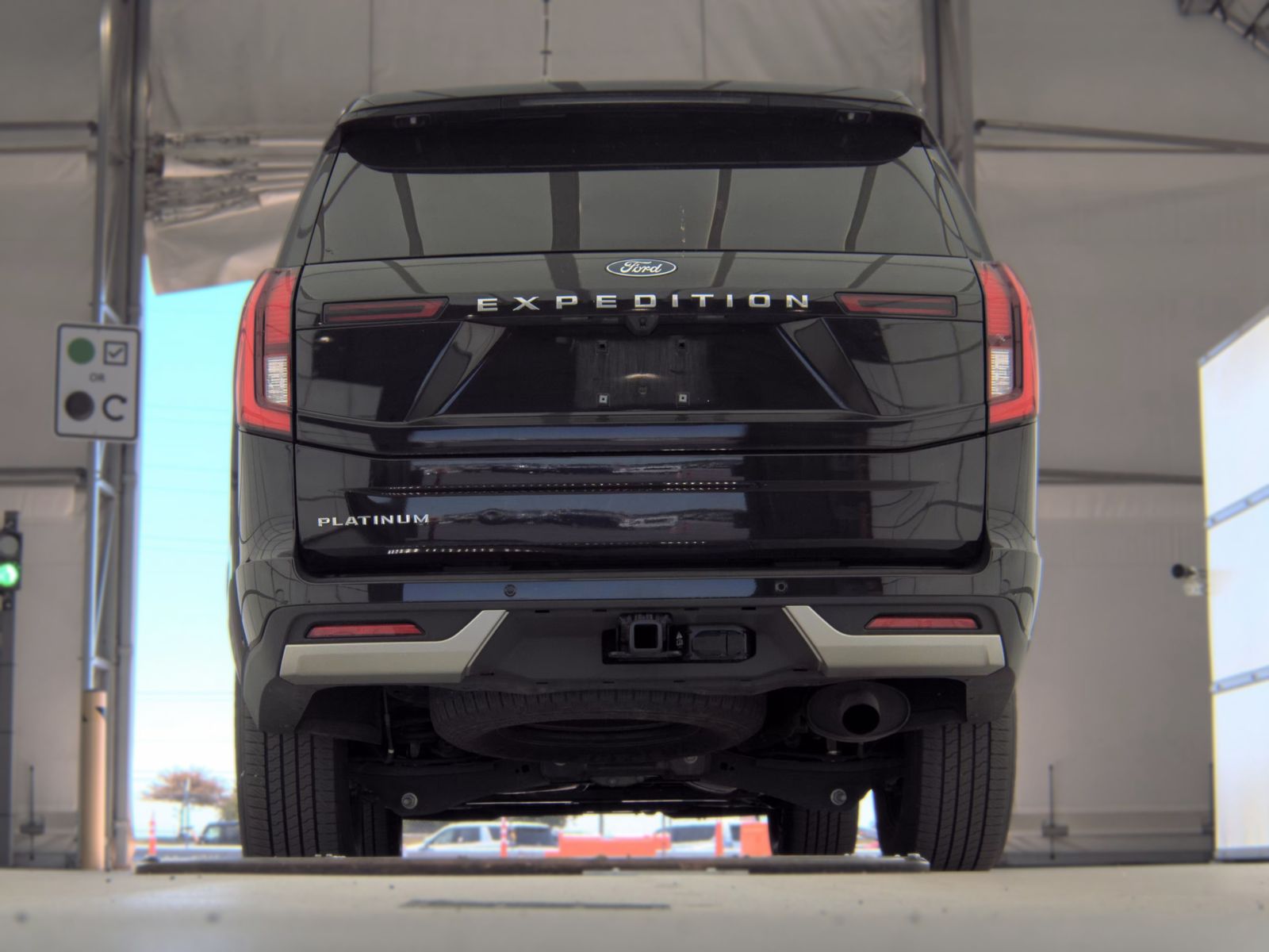 FORD EXPEDITION - 8