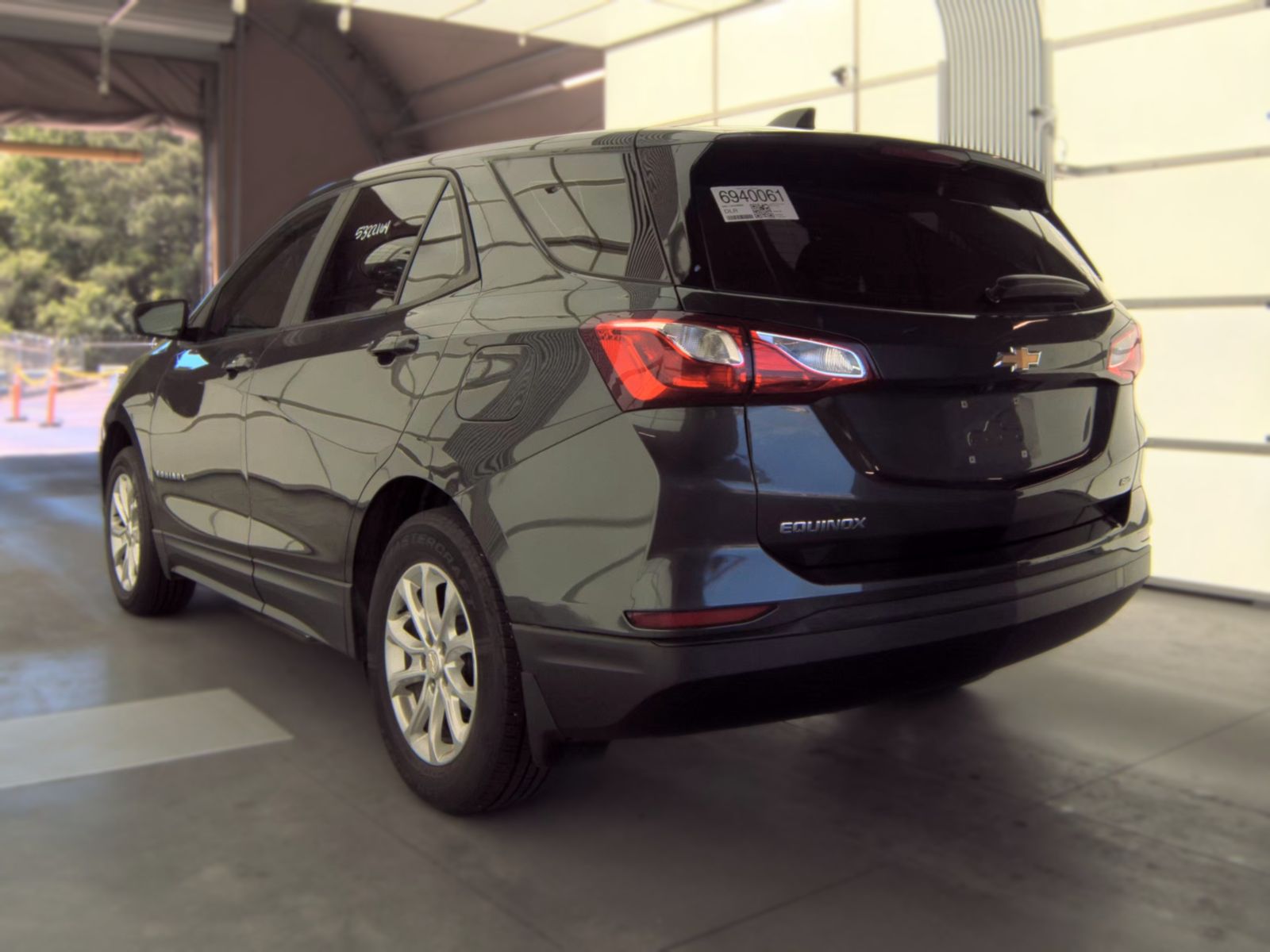 2020 Chevrolet Equinox LS AWD