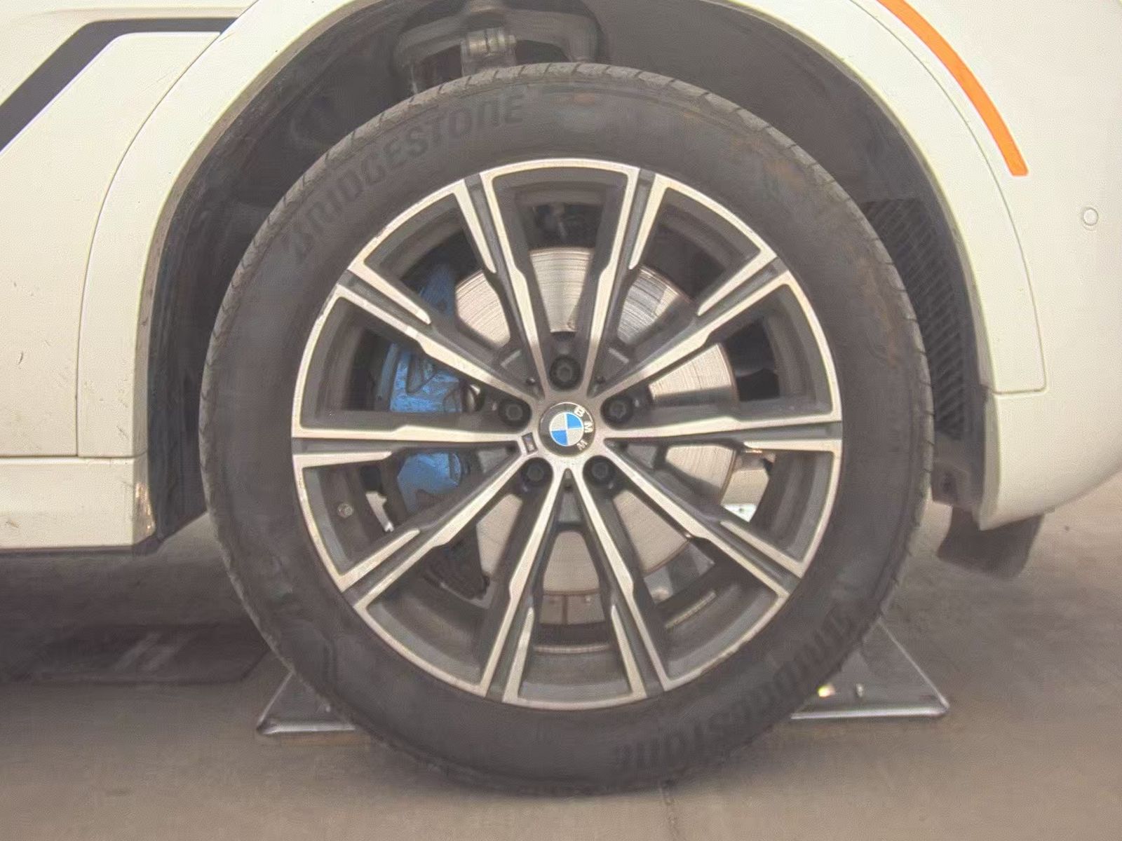 2026 BMW X6 xDrive40i AWD