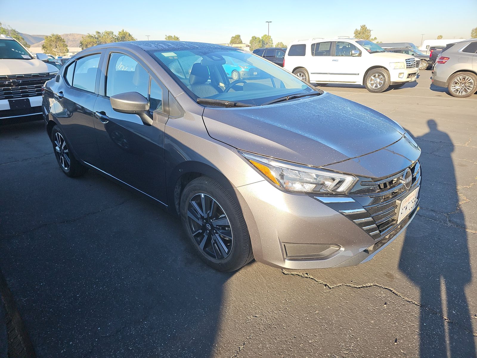 NISSAN VERSA - 4