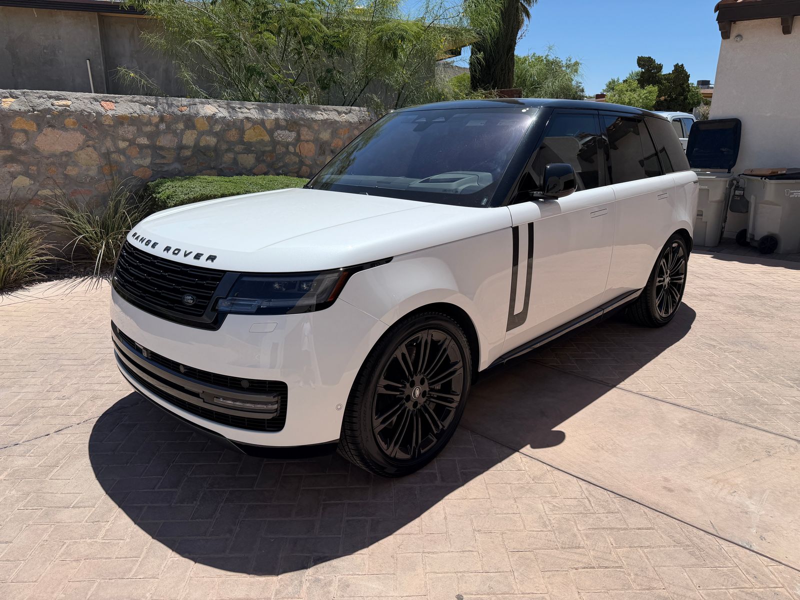 2023 Land Rover Range Rover SE AWD