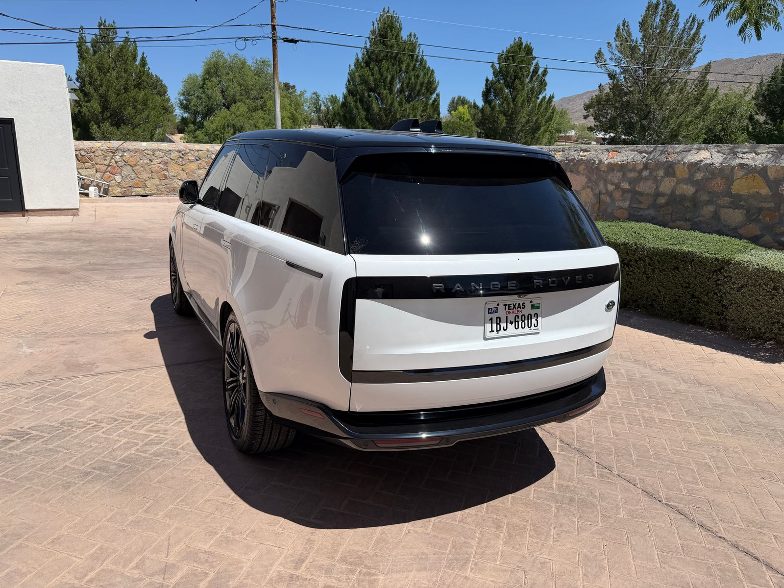 2023 Land Rover Range Rover SE AWD