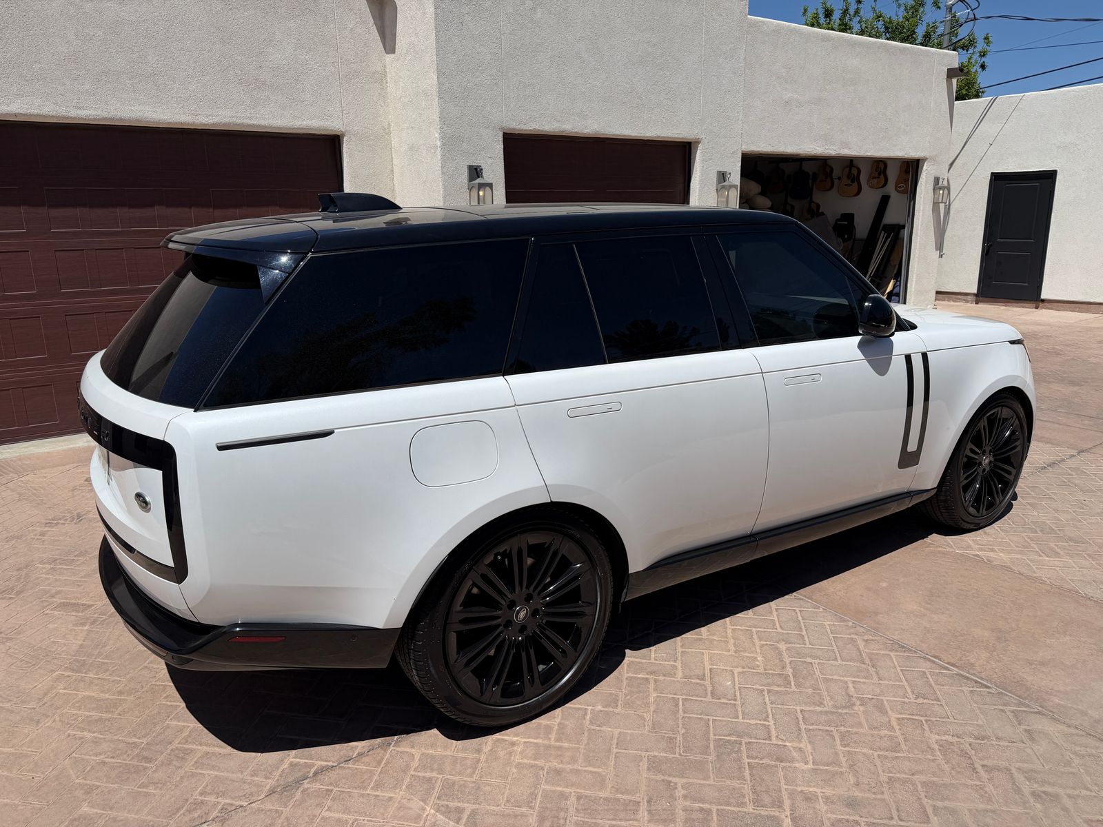 2023 Land Rover Range Rover SE AWD