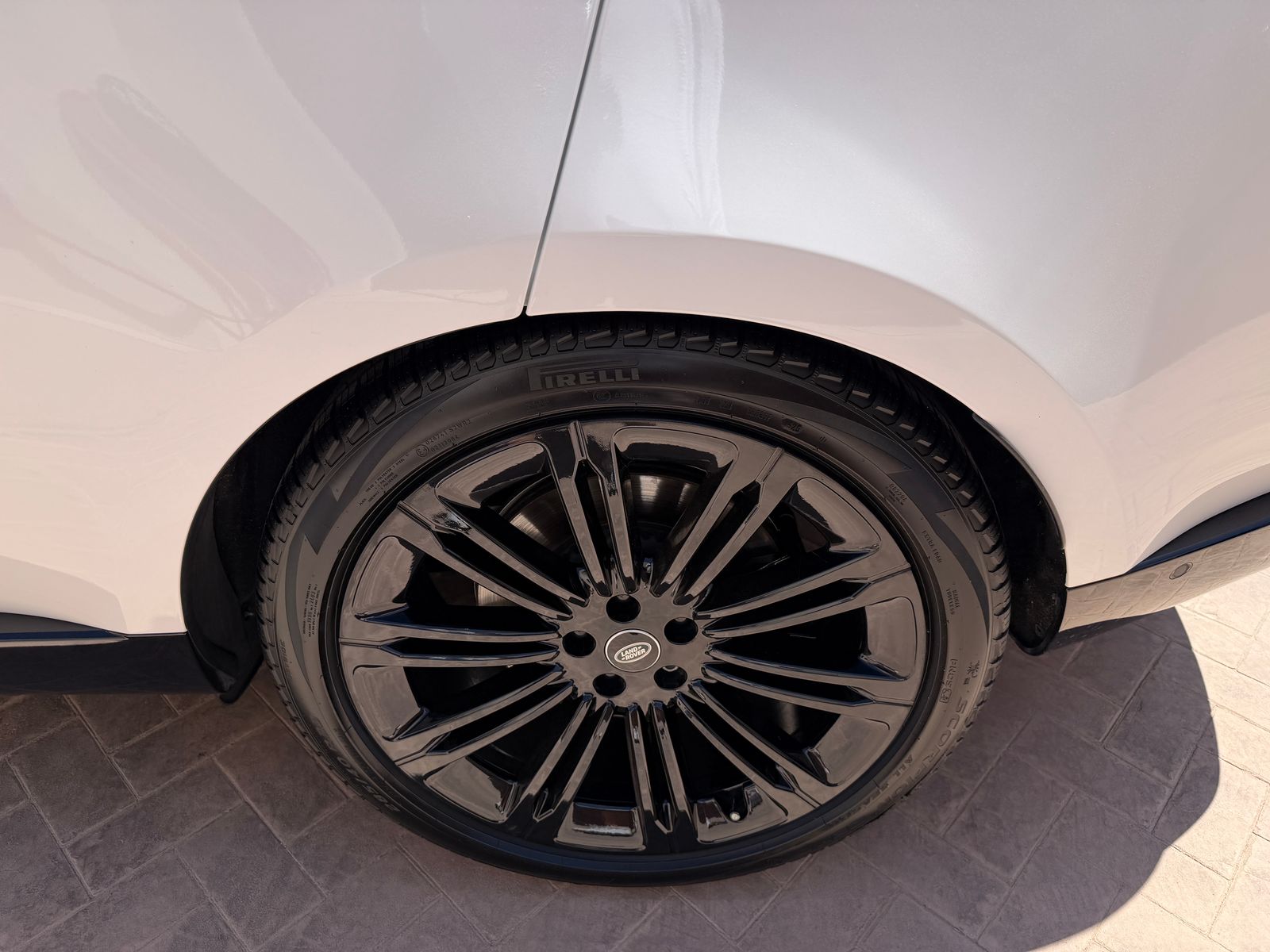 2023 Land Rover Range Rover SE AWD