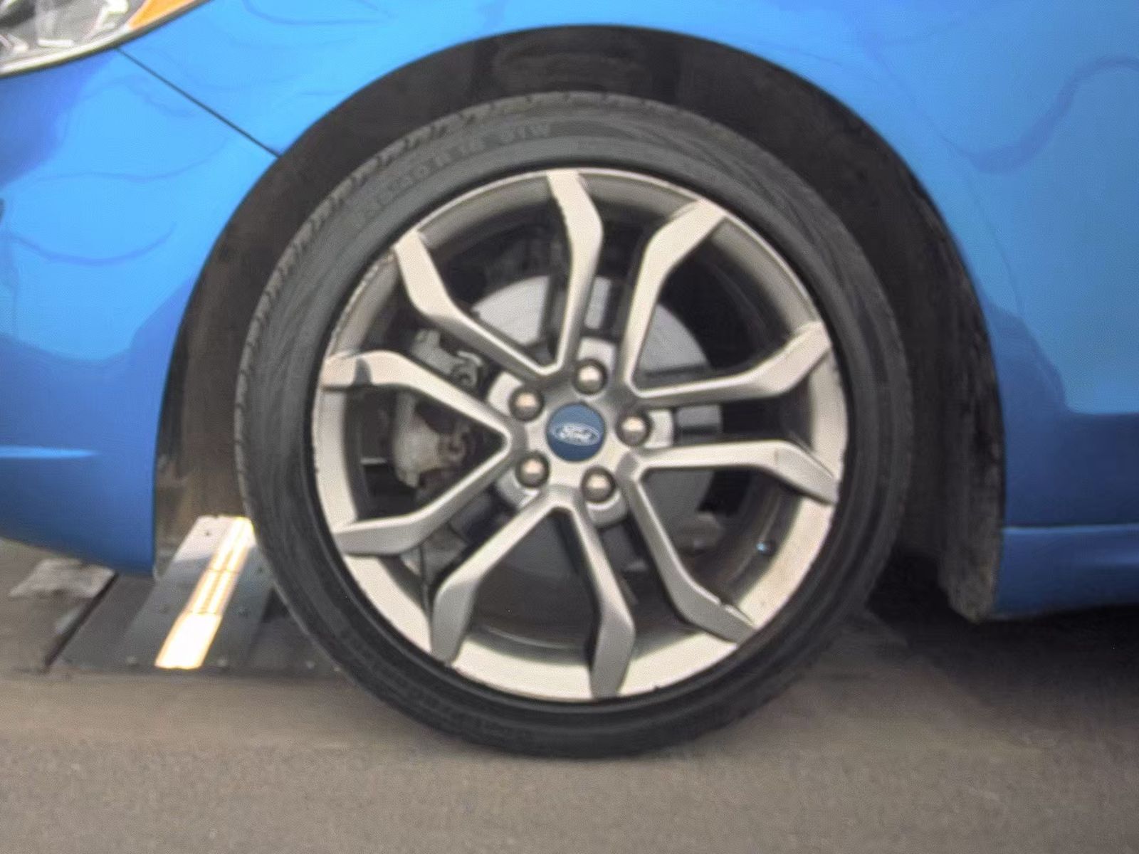 FORD FUSION - 10