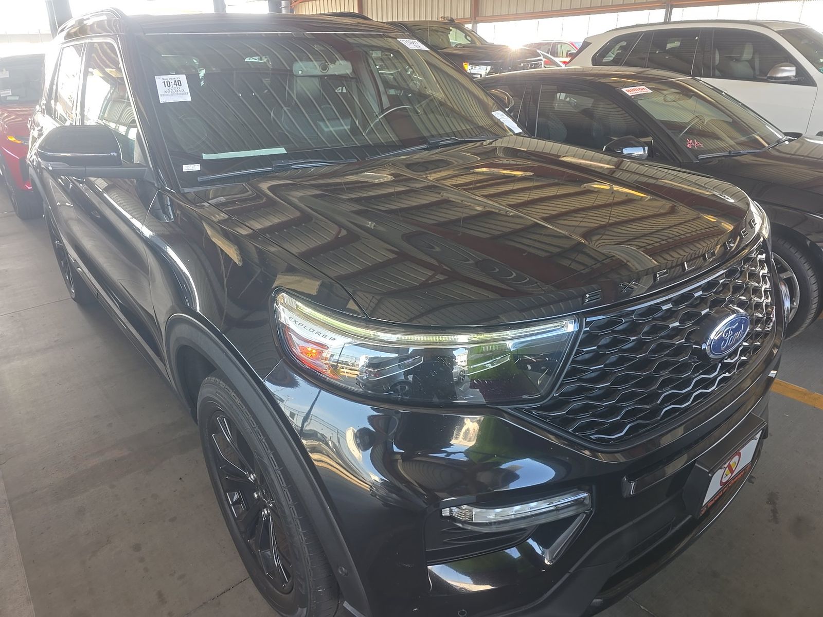 FORD EXPLORER - 4