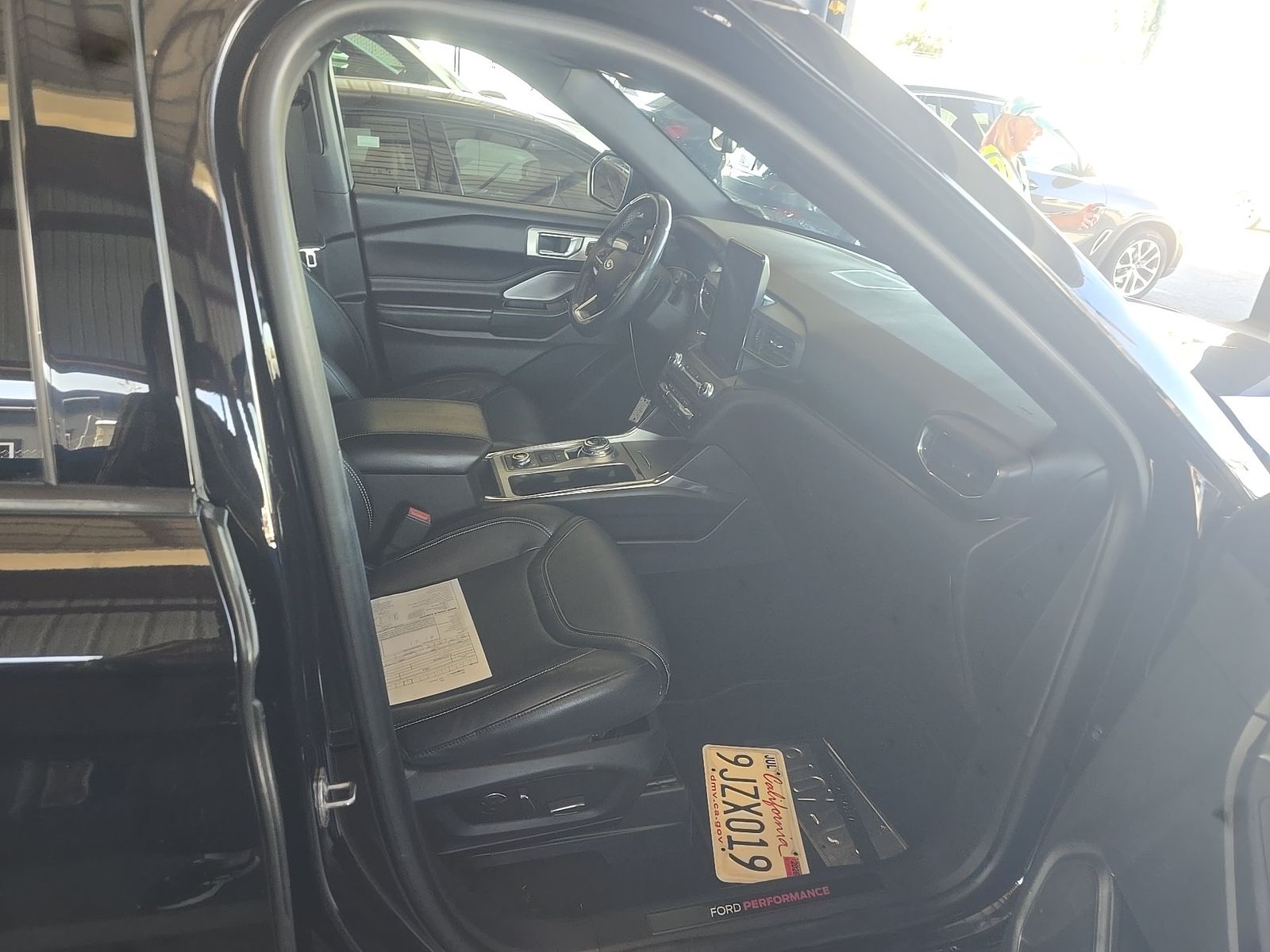FORD EXPLORER - 9