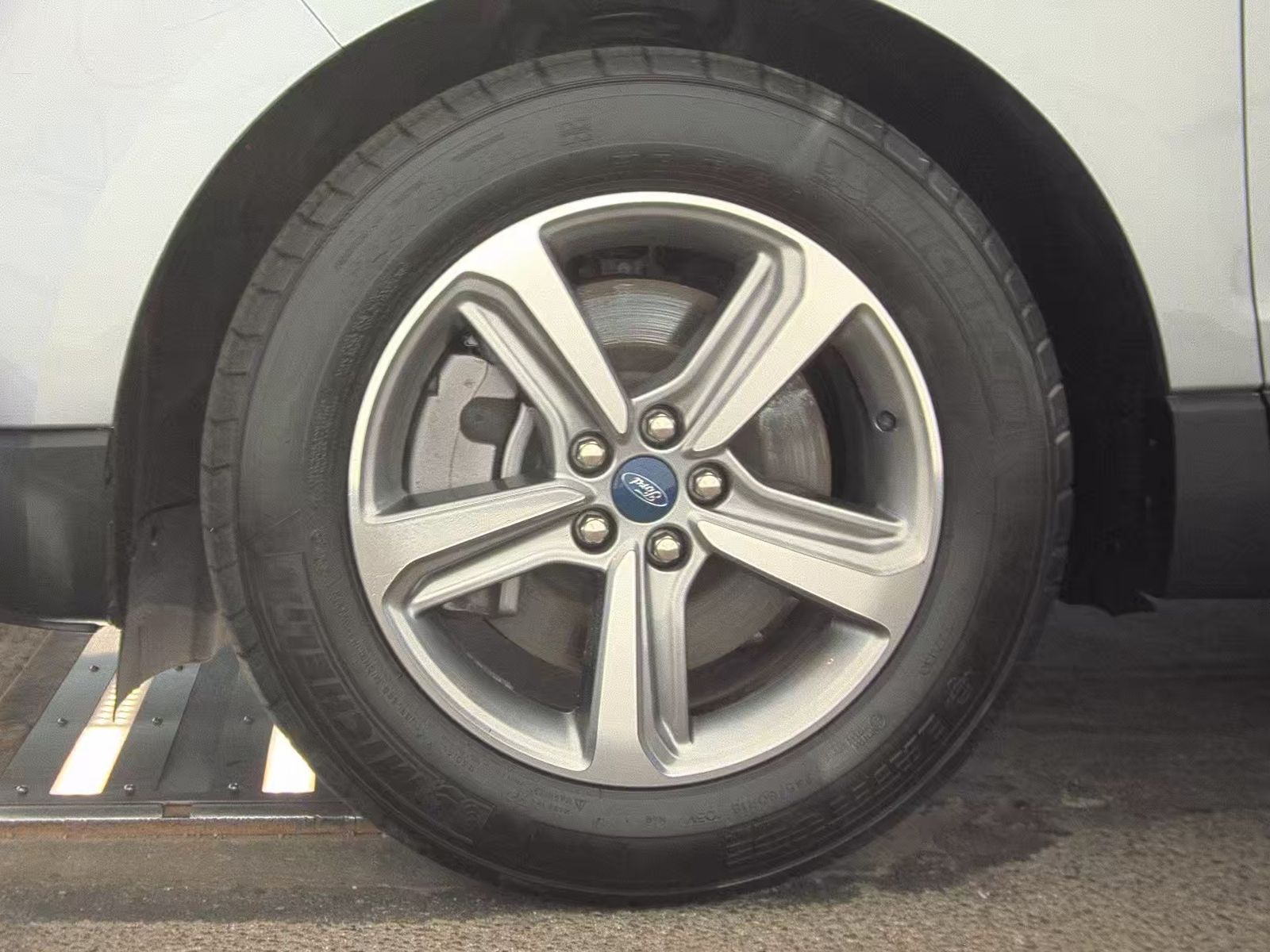 FORD EDGE - 10
