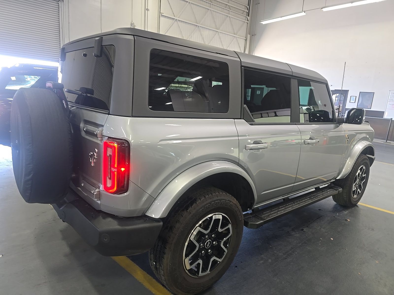 FORD BRONCO - 5