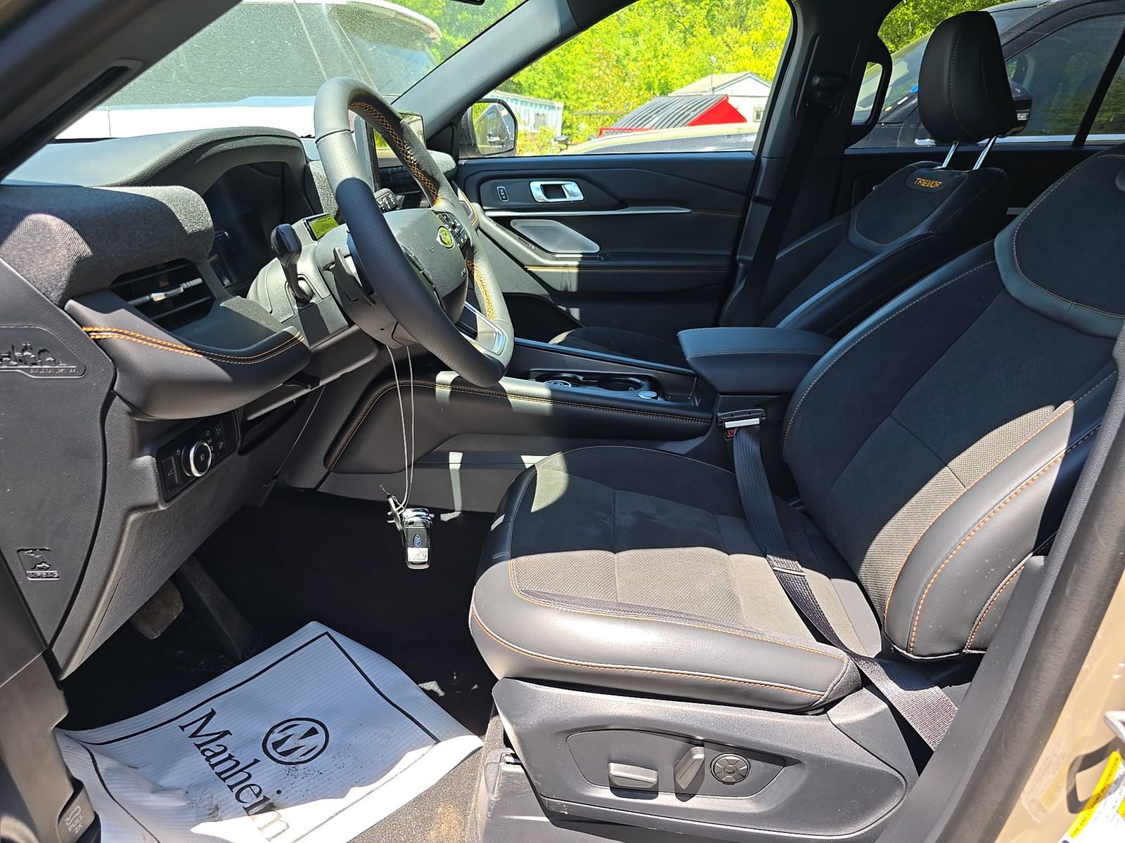 FORD EXPLORER - 8