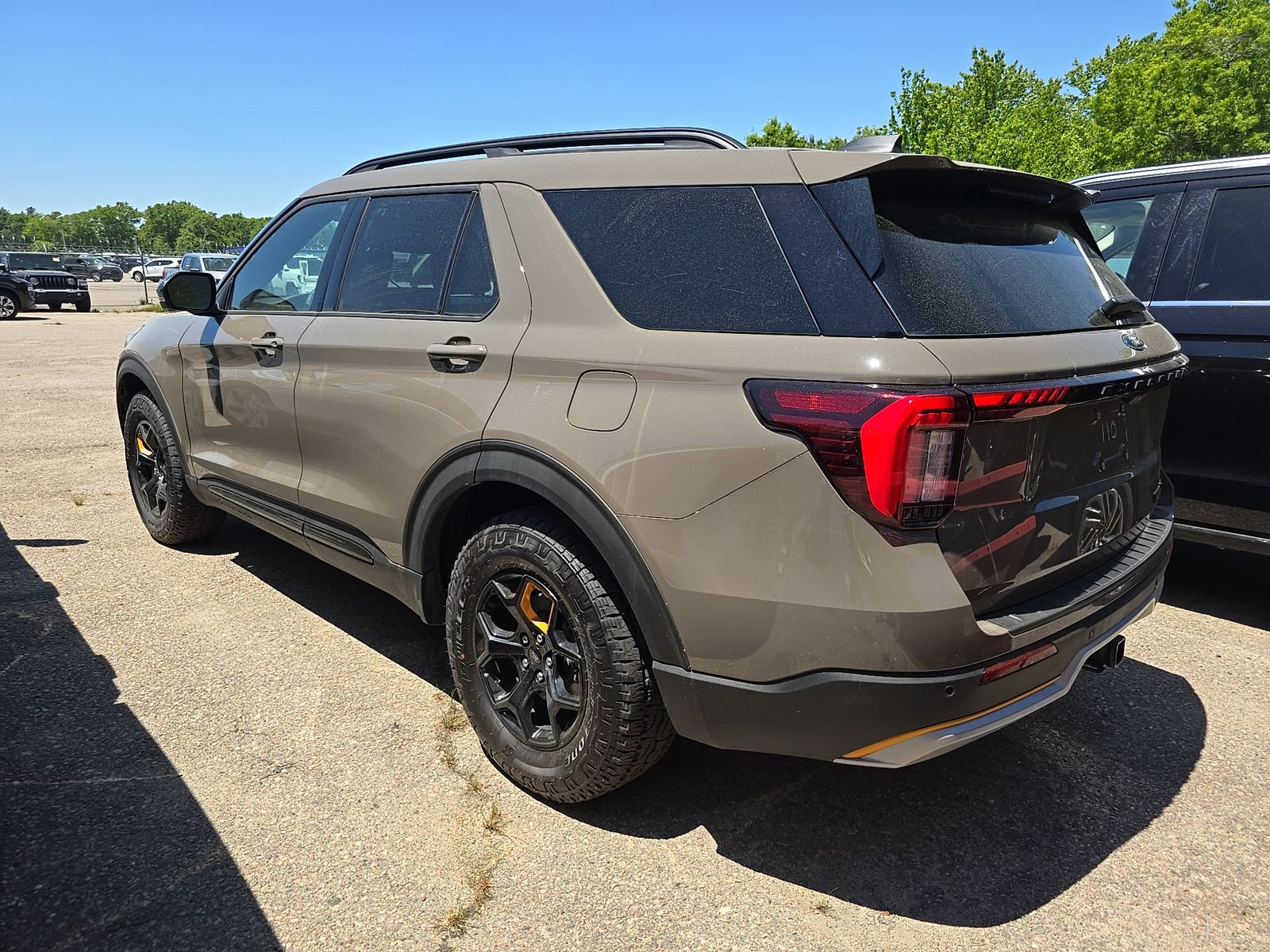 FORD EXPLORER - 7