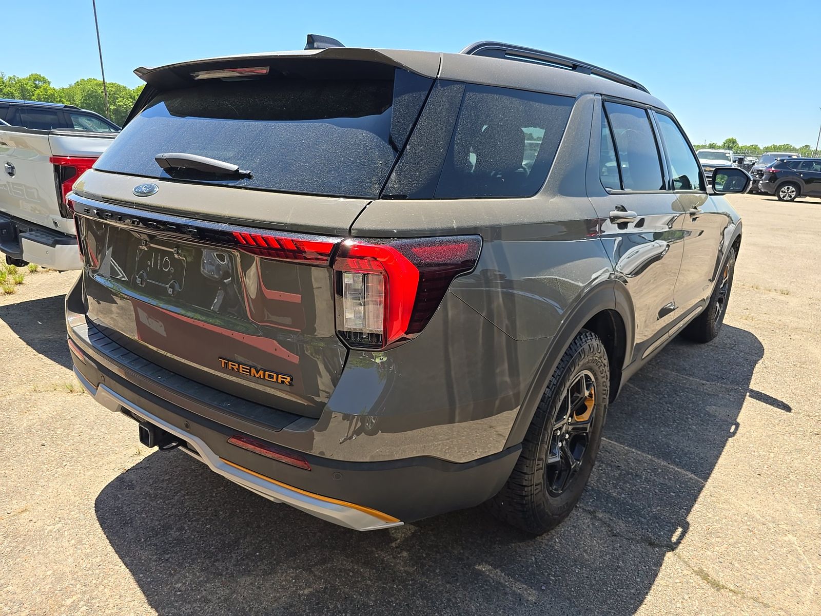 FORD EXPLORER - 5