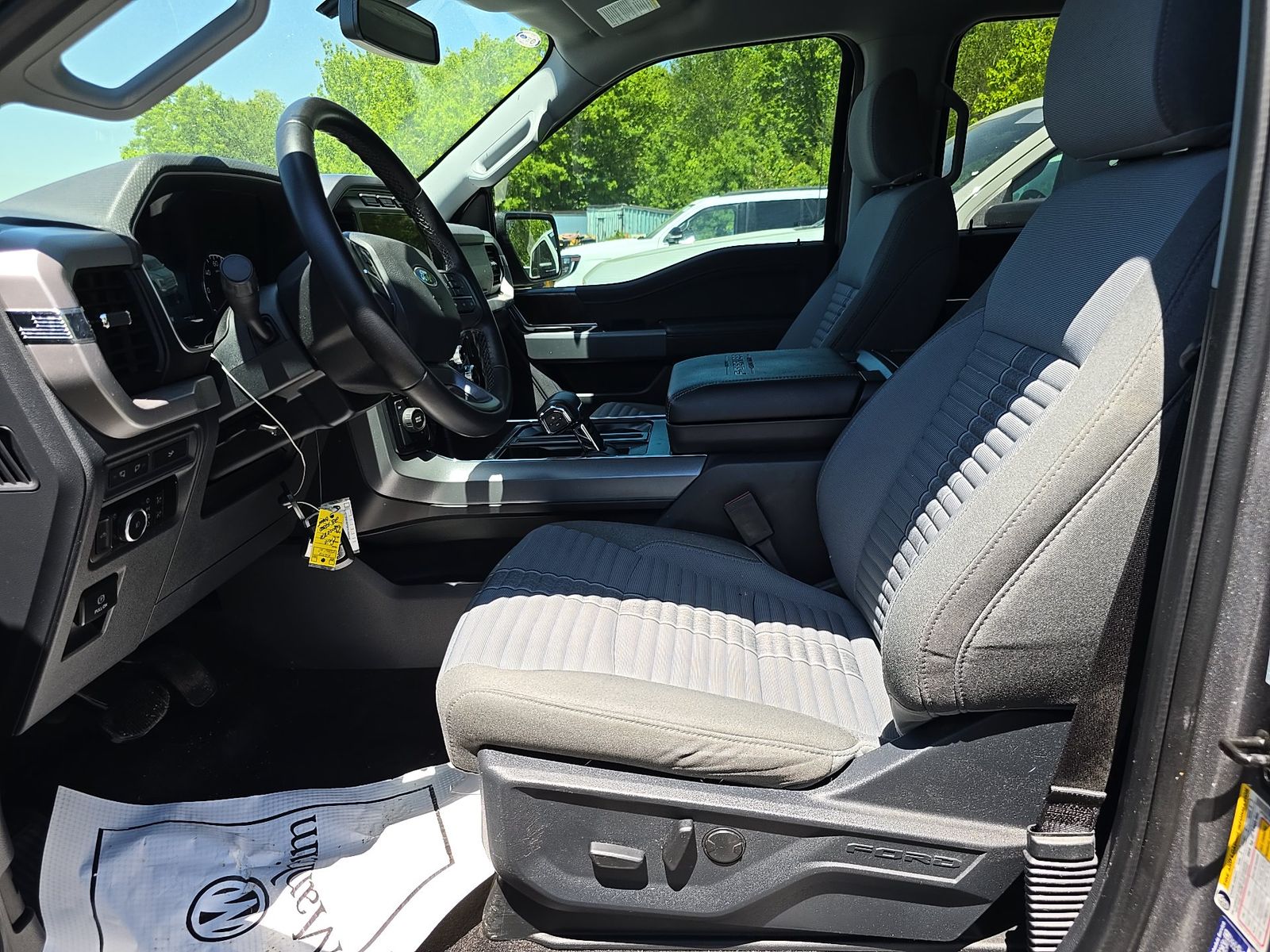 FORD F-150 - 8