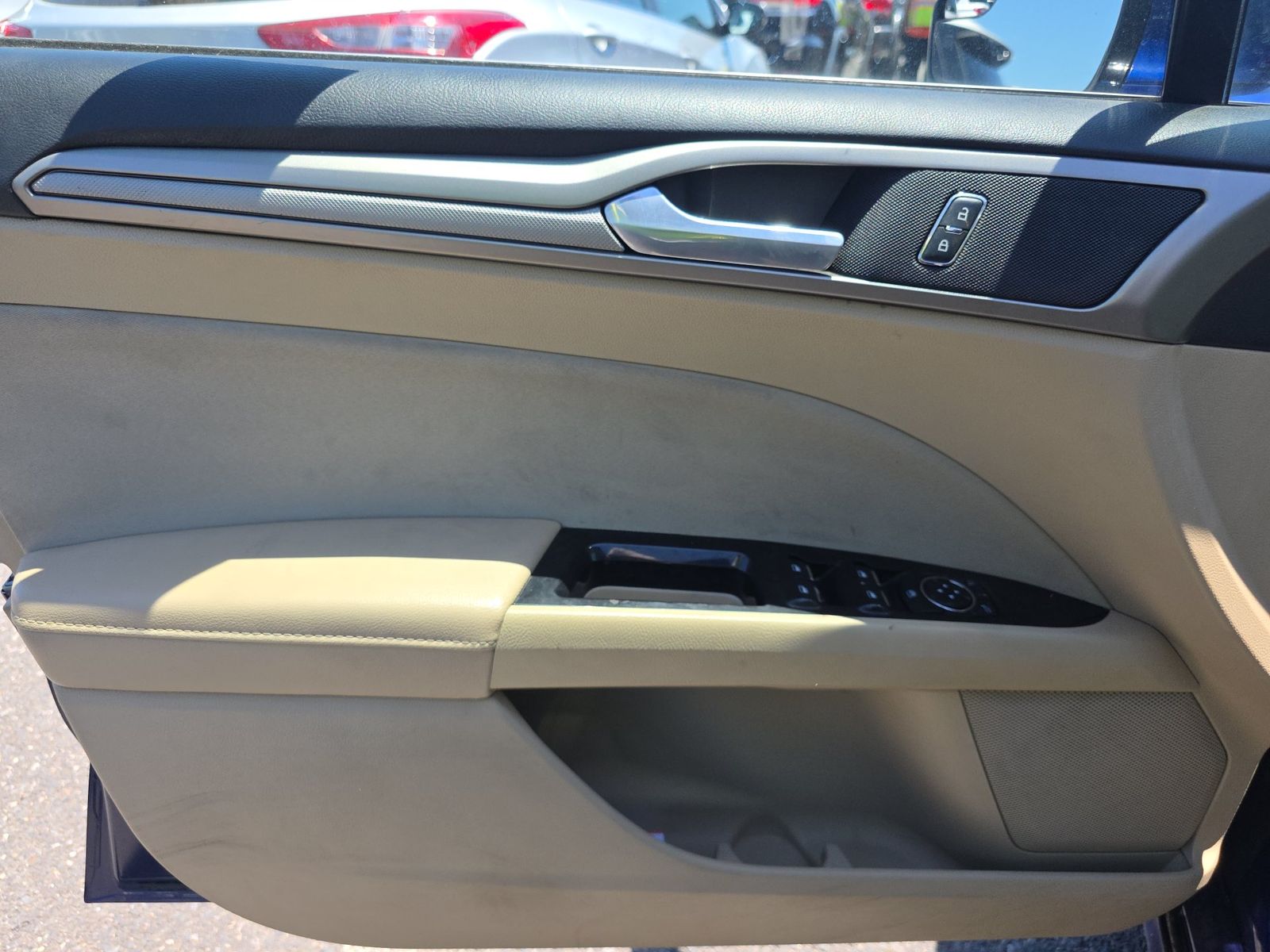 FORD FUSION - 10