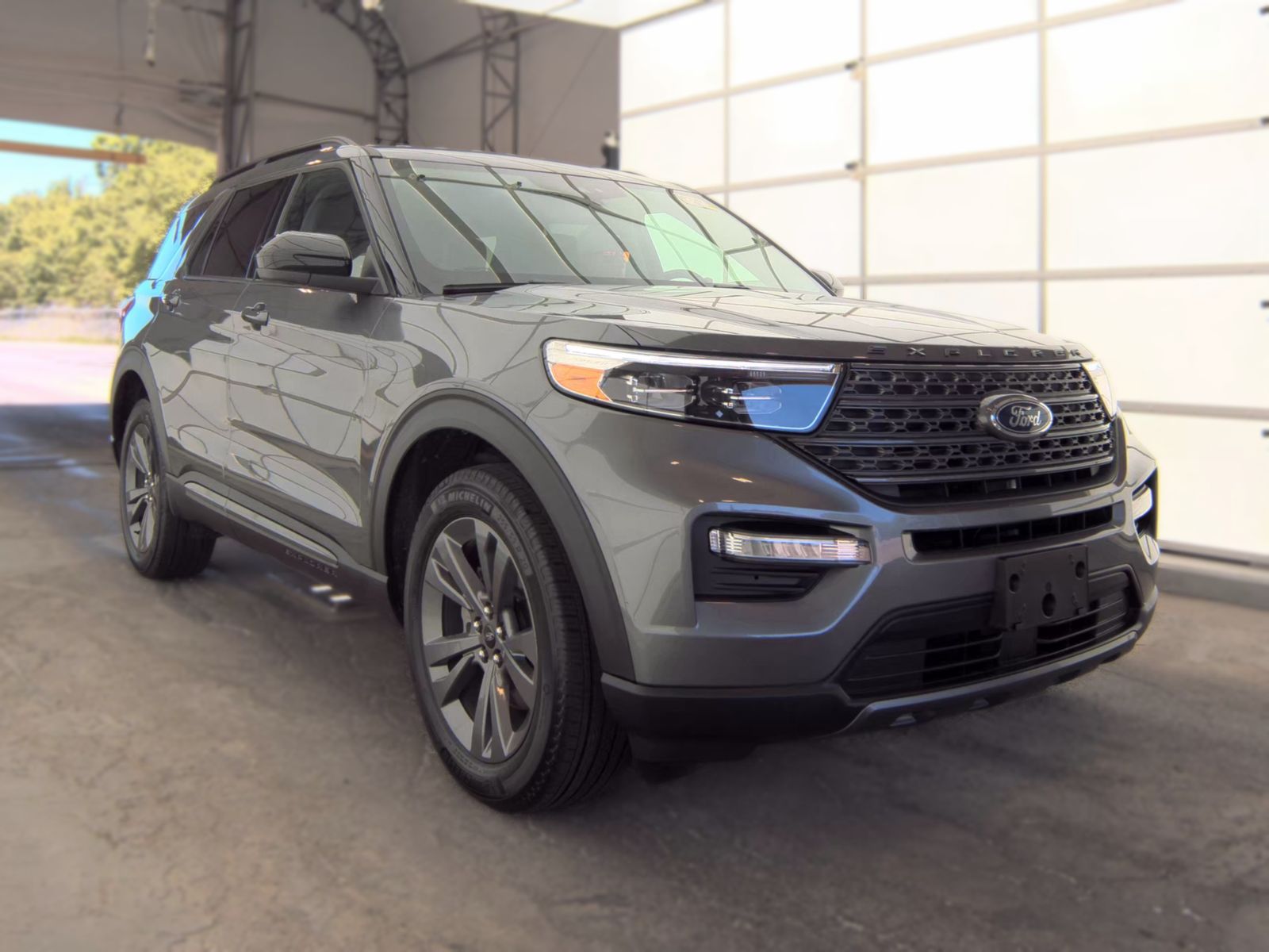 FORD EXPLORER - 5
