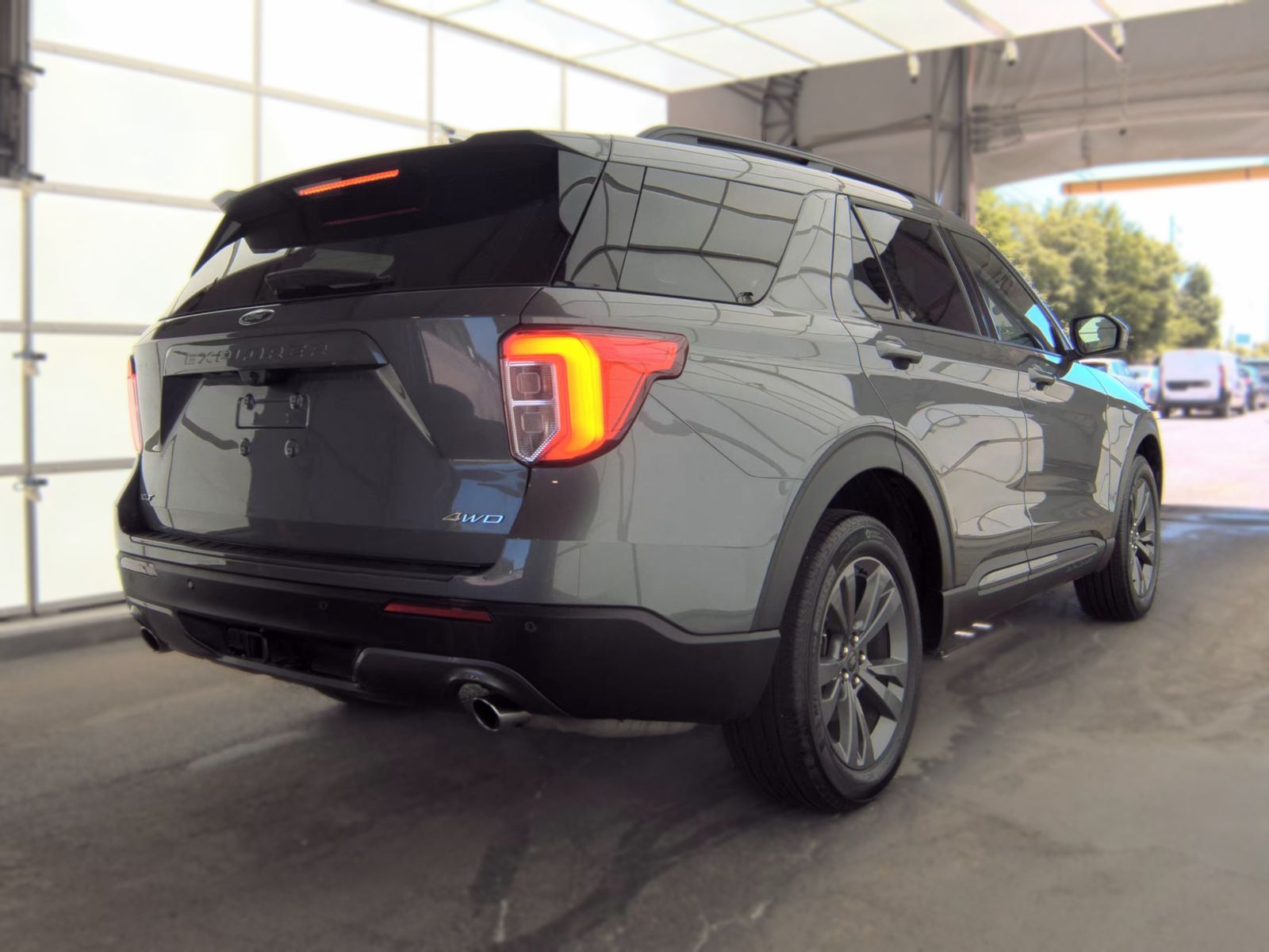 FORD EXPLORER - 6