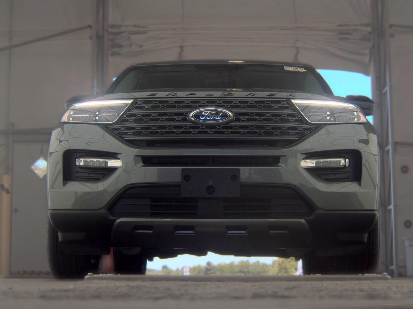 FORD EXPLORER - 4