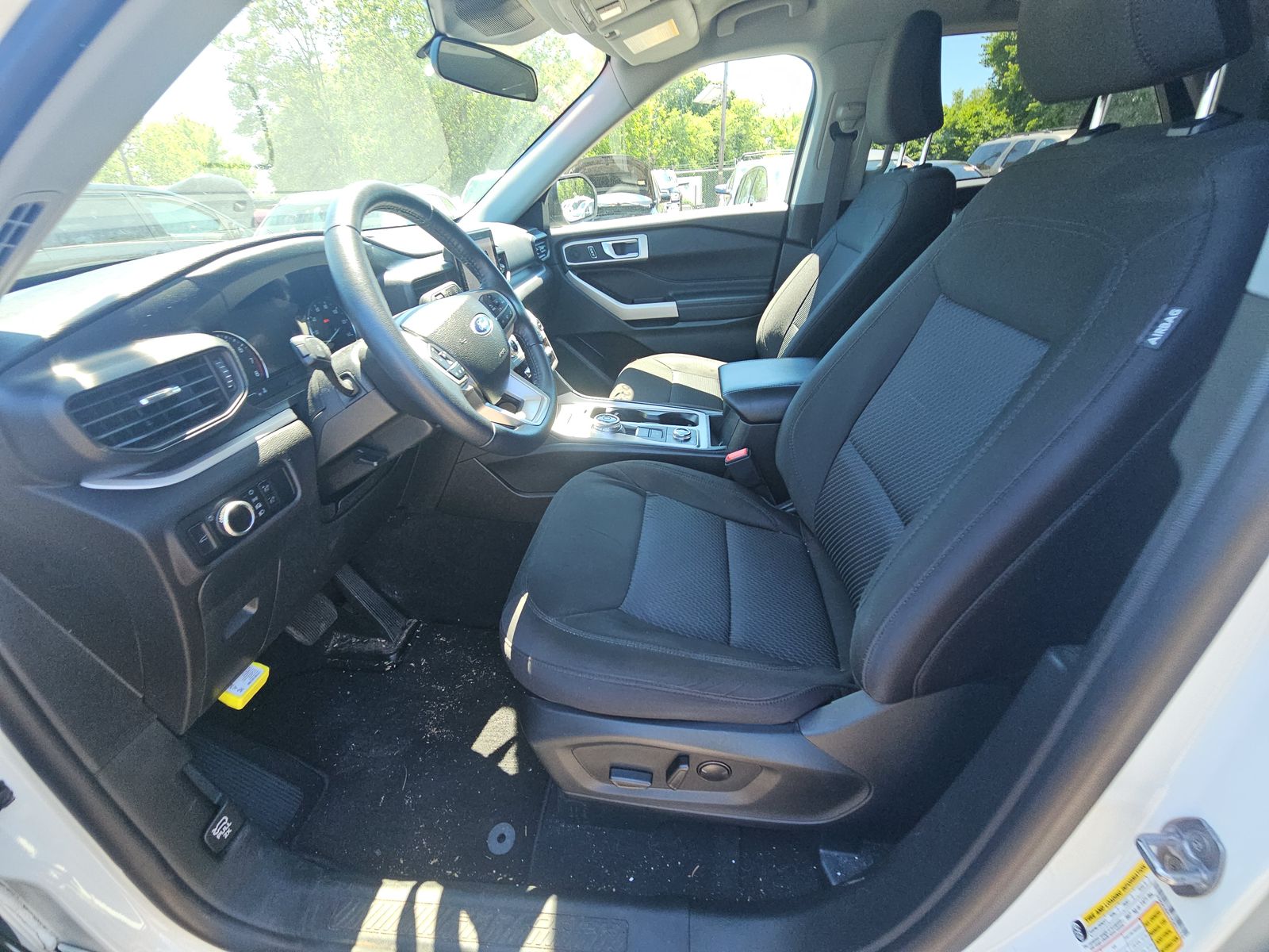 FORD EXPLORER - 8