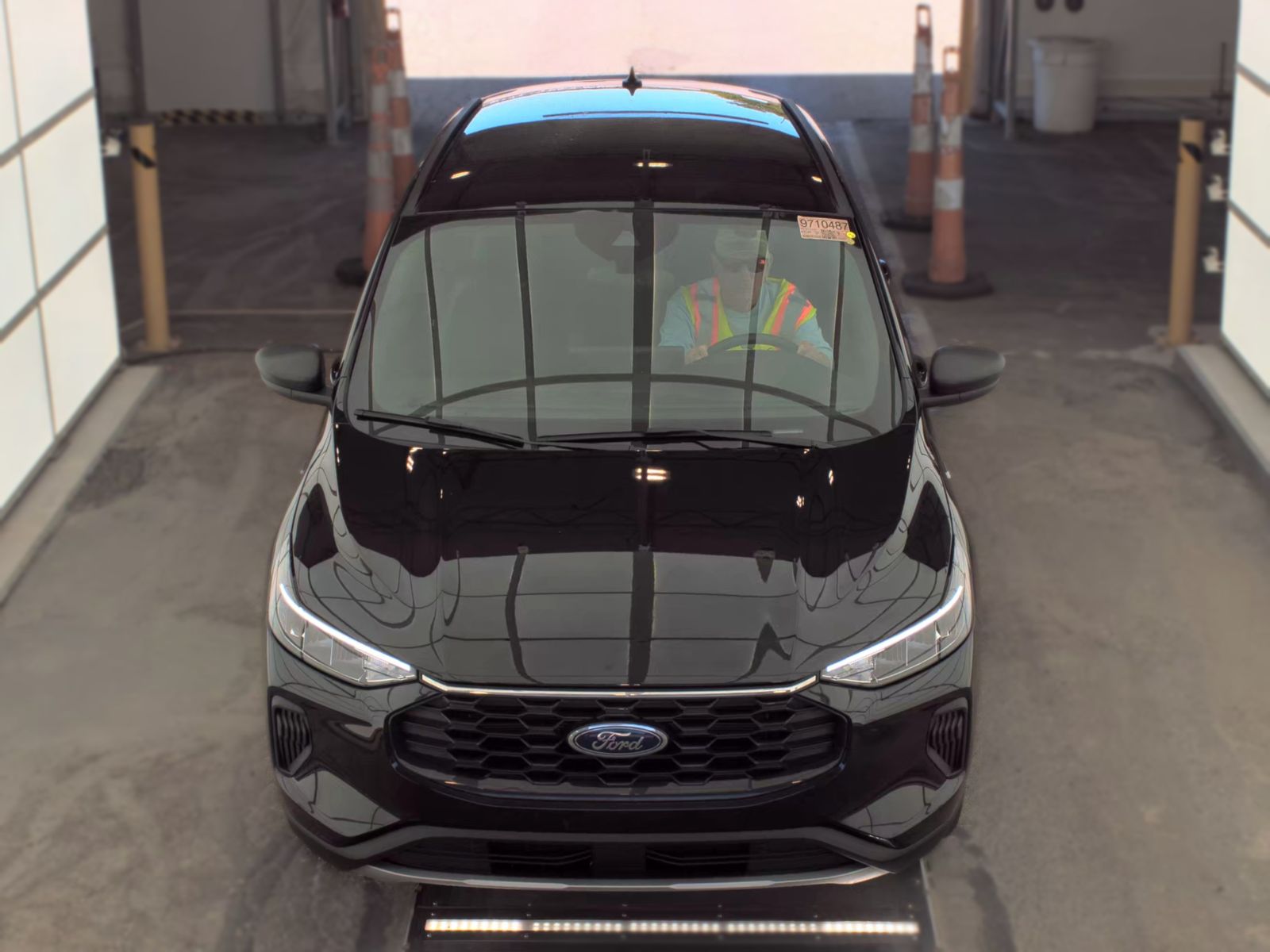FORD ESCAPE - 3