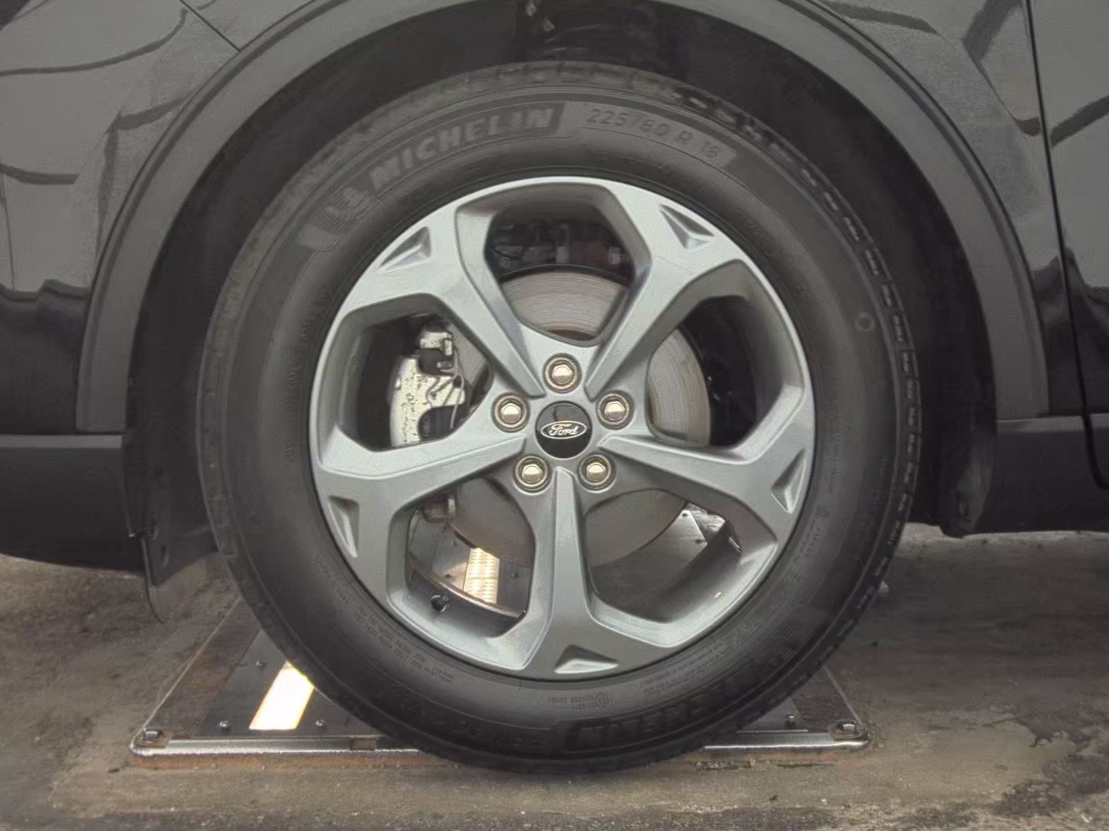 FORD ESCAPE - 10
