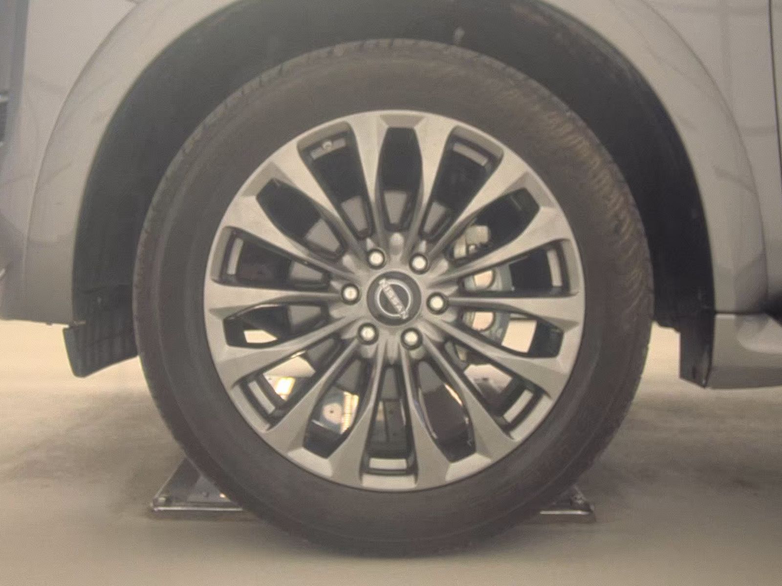 NISSAN ARMADA - 10