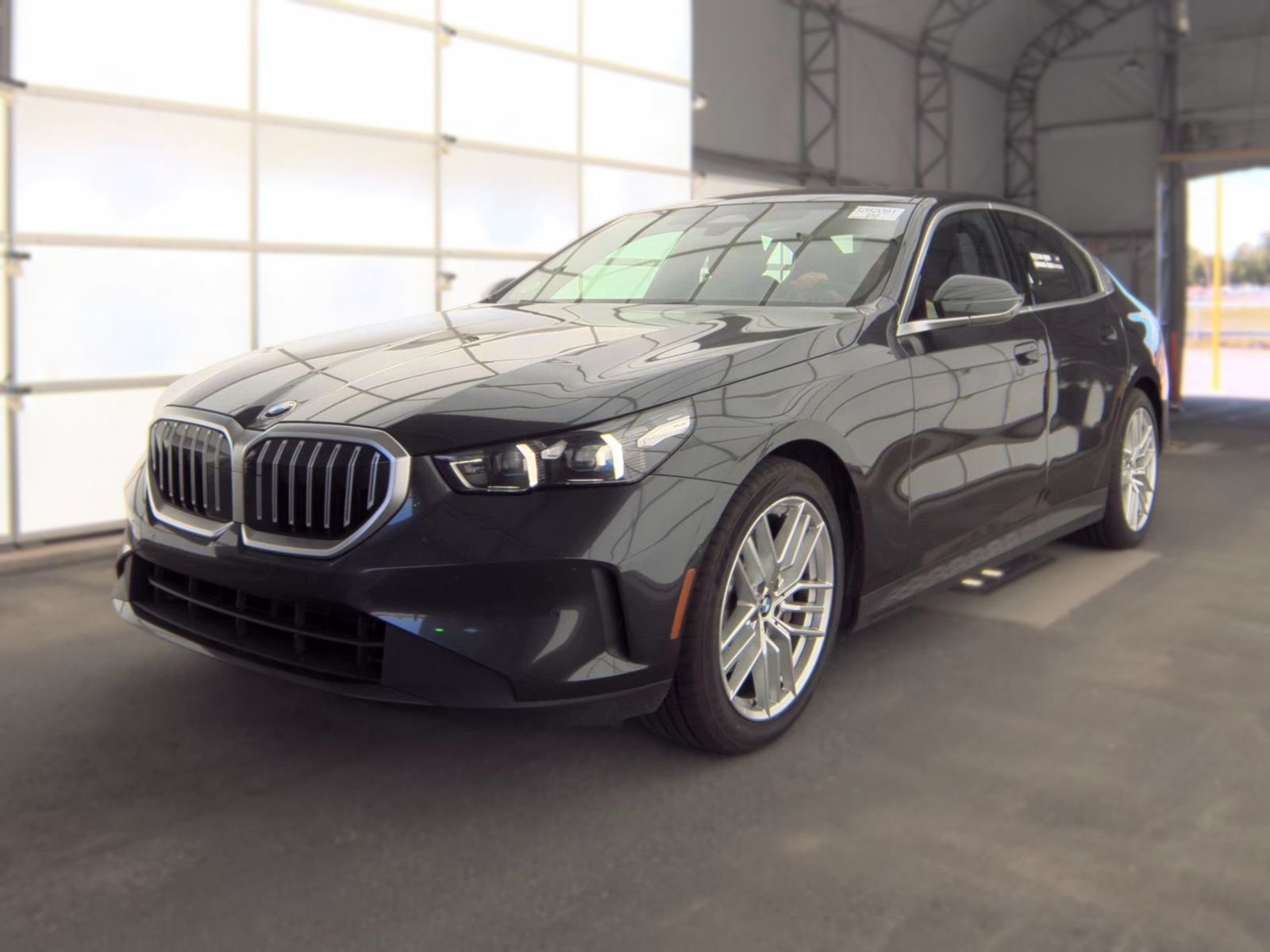 2025 BMW 5 Series 530i RWD
