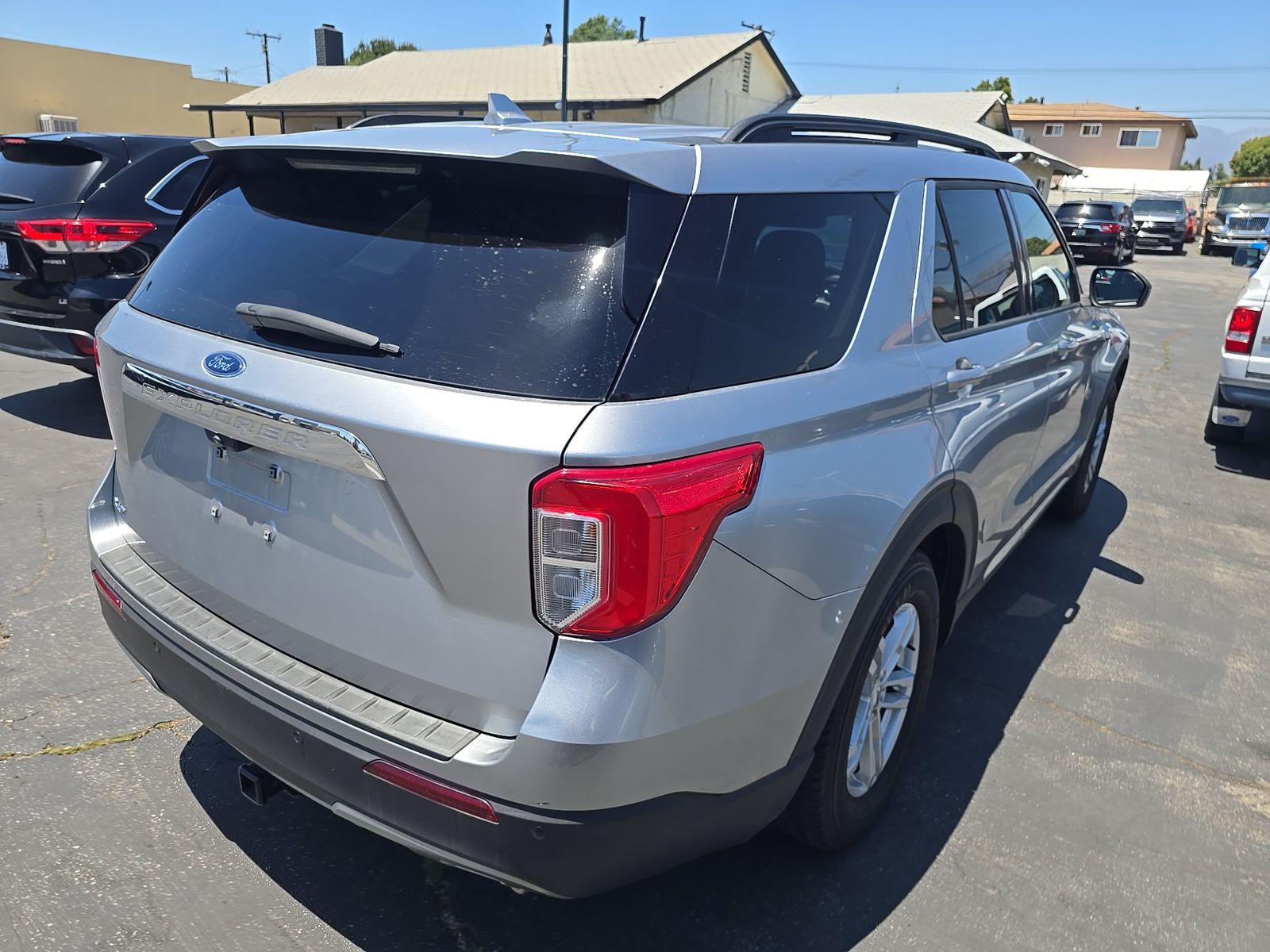 FORD EXPLORER - 5