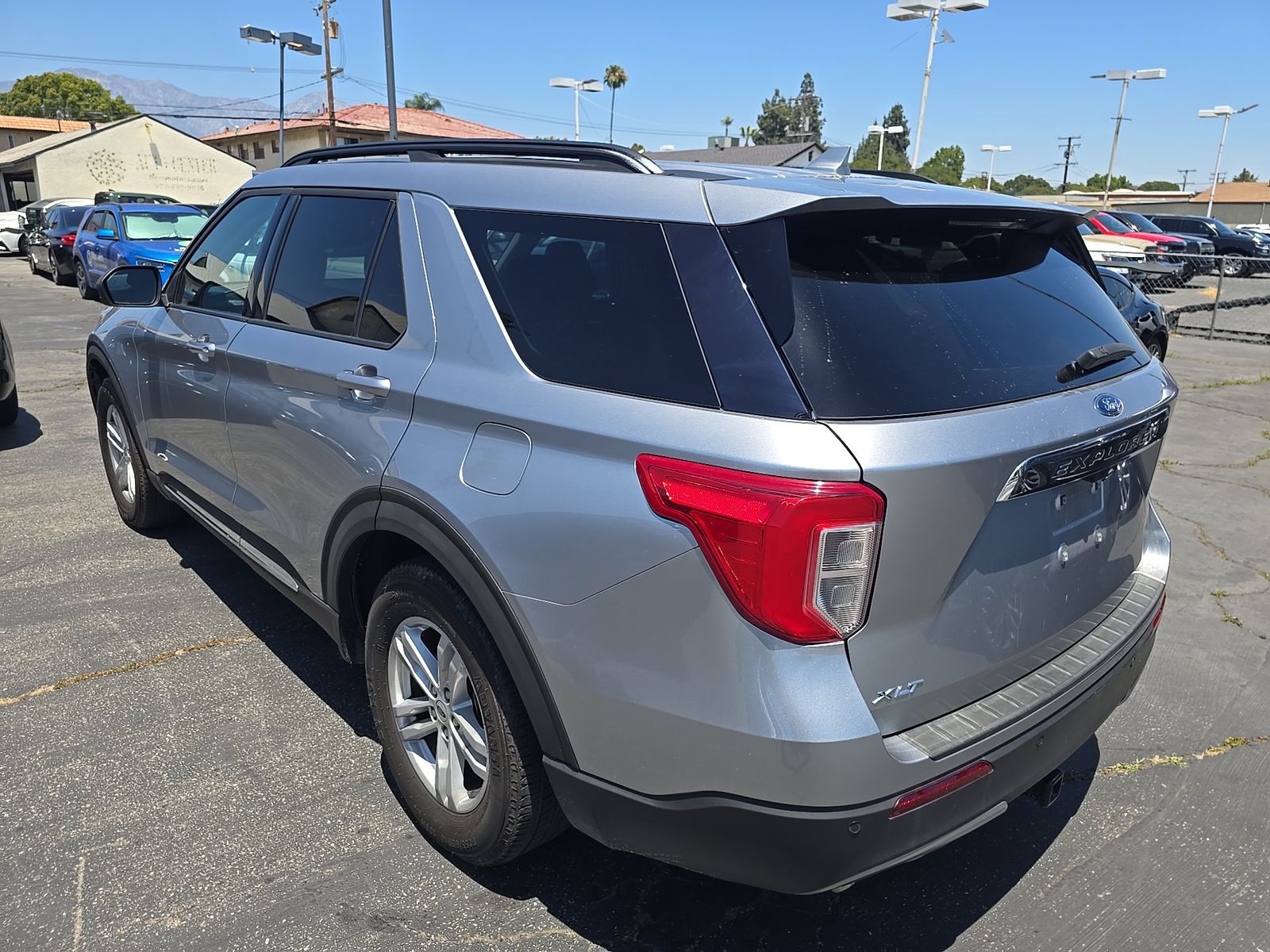 FORD EXPLORER - 7