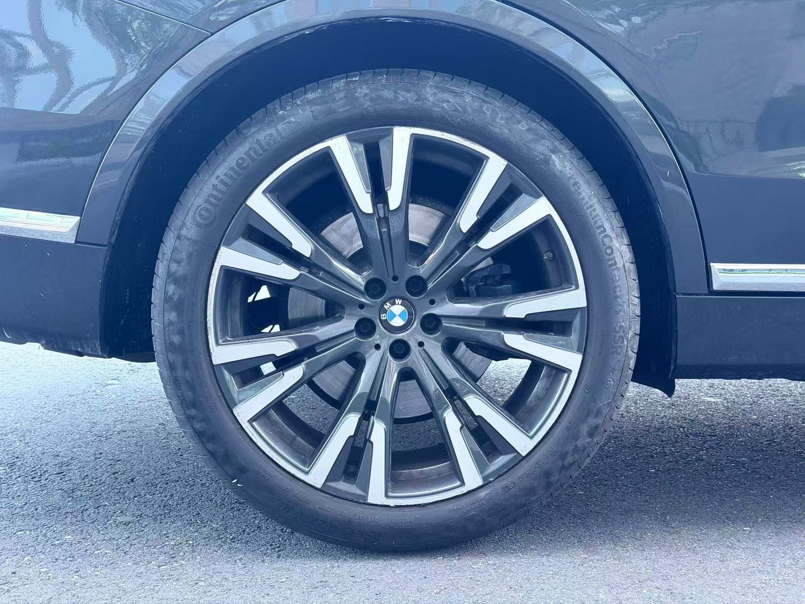 2020 BMW X7 xDrive40i AWD