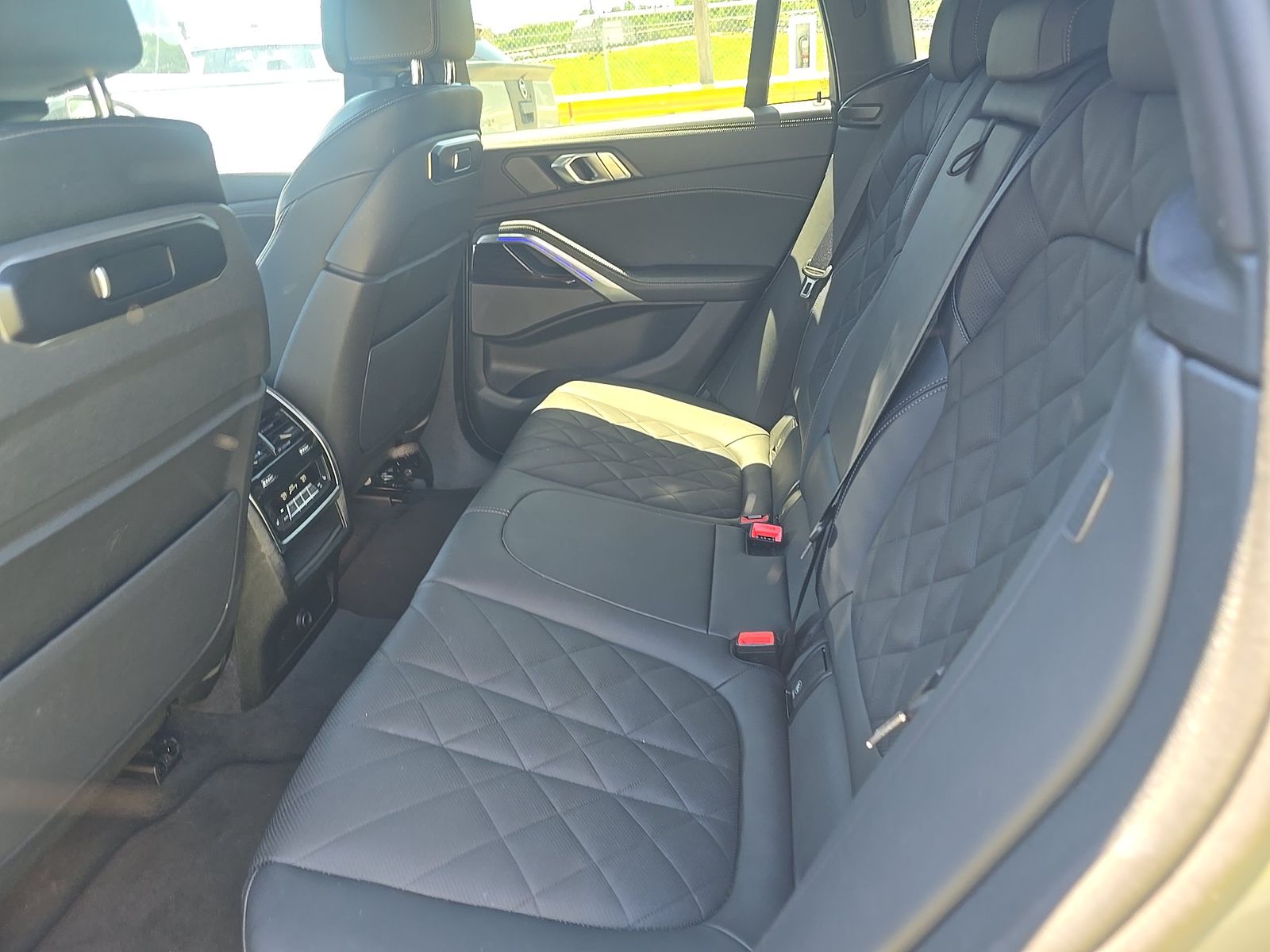 2025 BMW X6 xDrive40i AWD