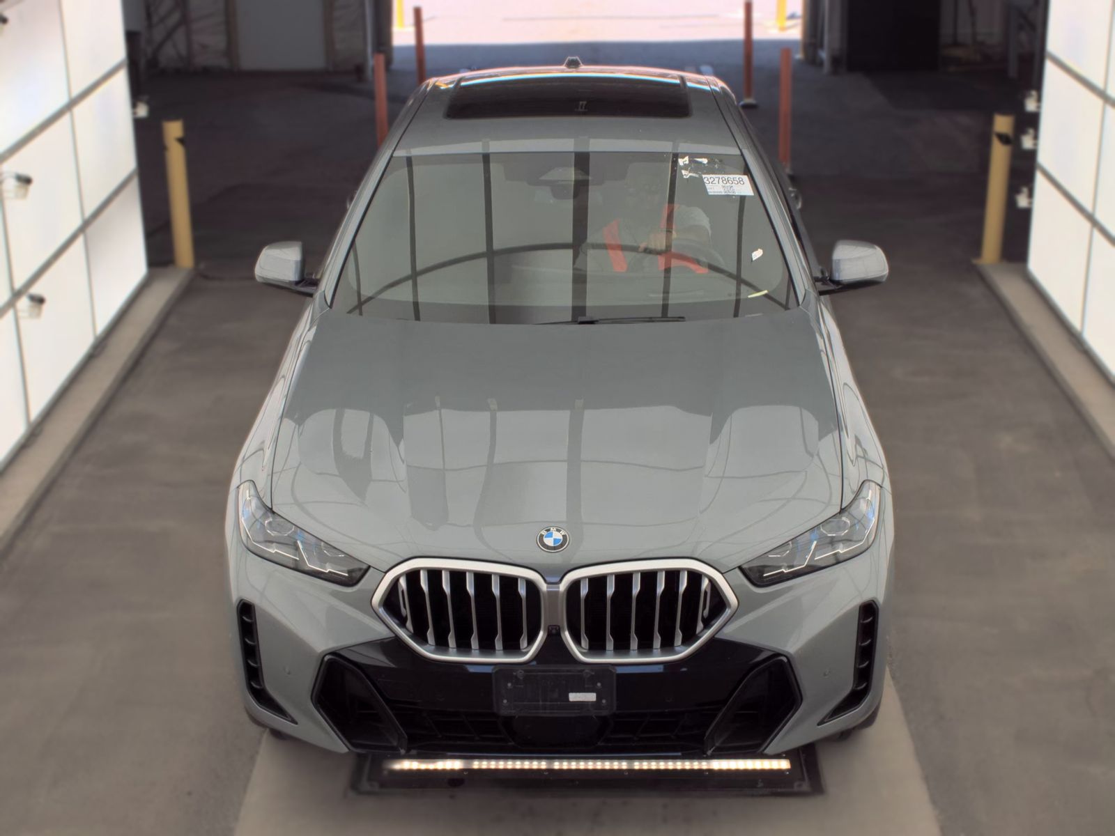 2025 BMW X6 xDrive40i AWD