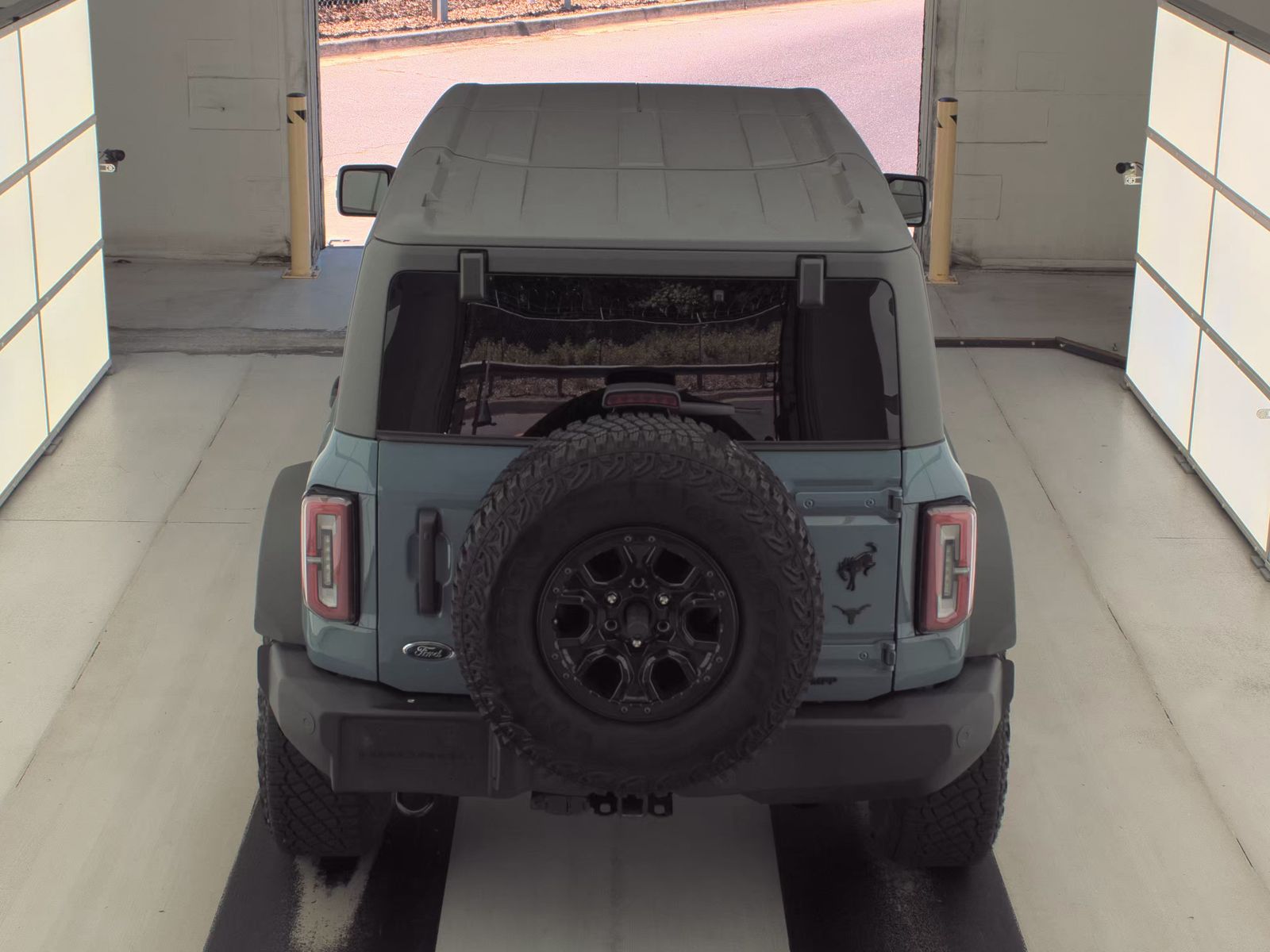 FORD BRONCO - 7
