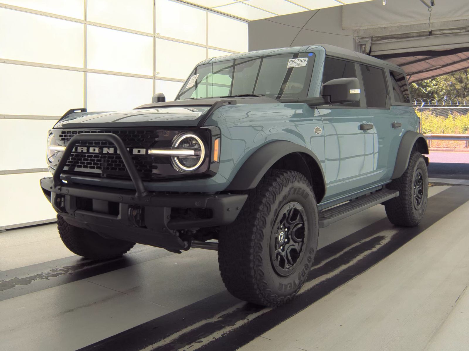 FORD BRONCO - 1