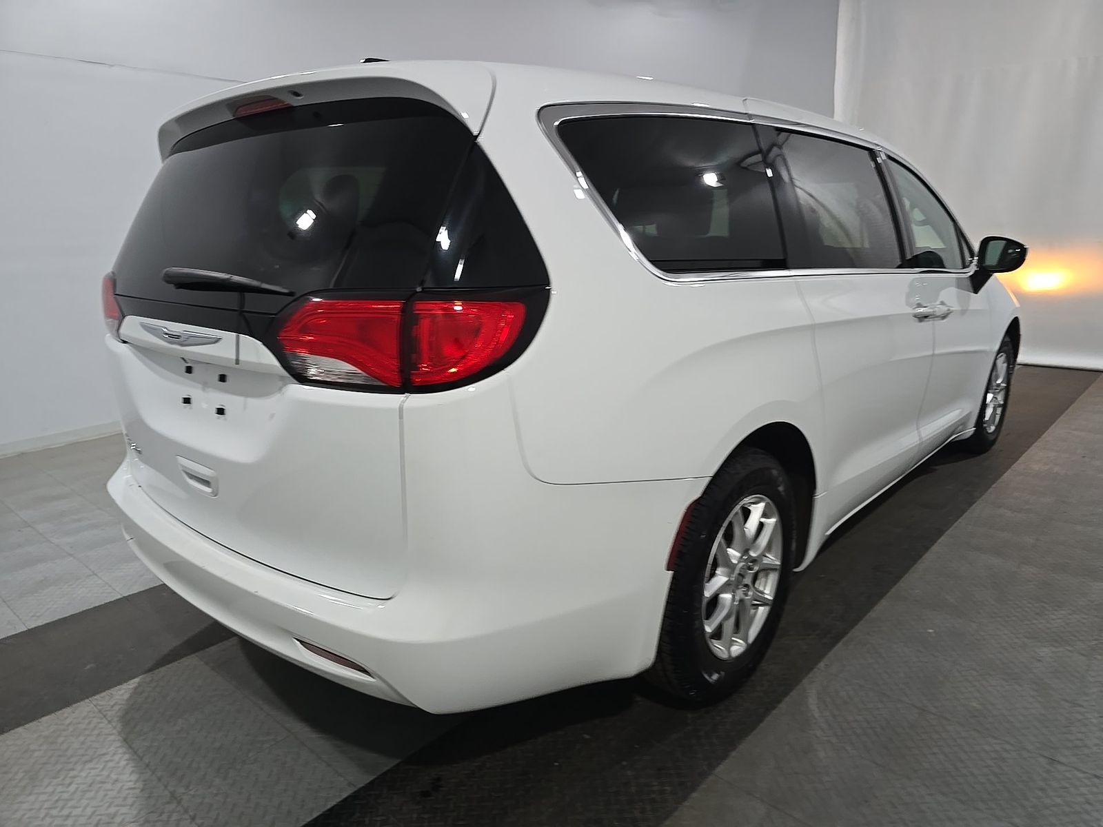 CHRYSLER VOYAGER - 5
