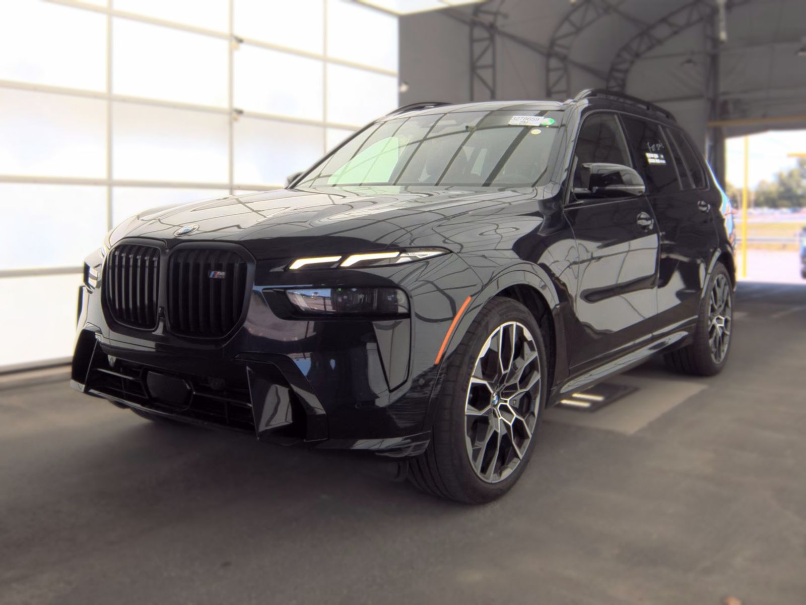 2026 BMW X7 M60i AWD