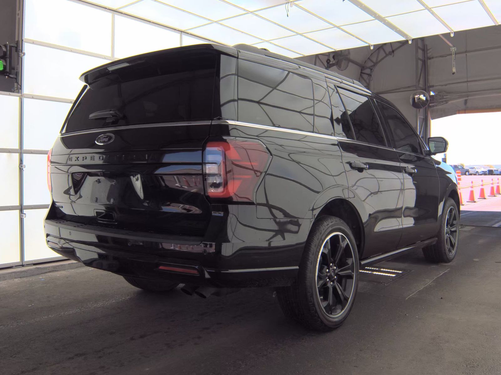 FORD EXPEDITION - 6