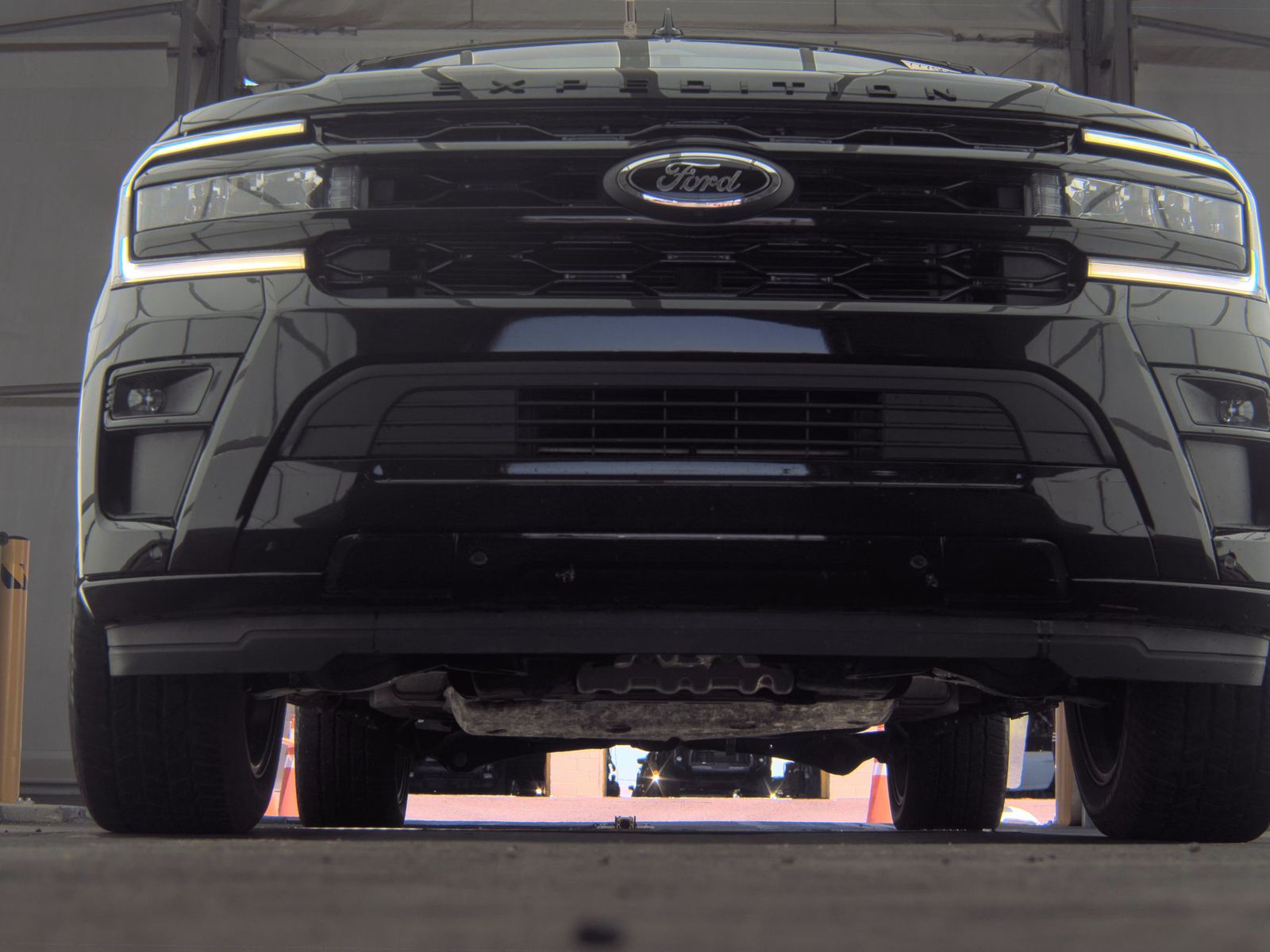FORD EXPEDITION - 4