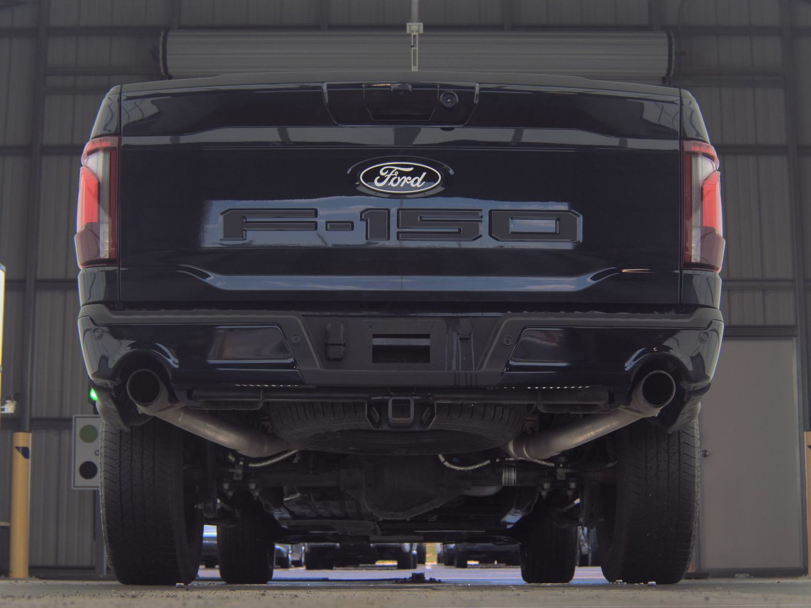 2025 Ford F-150 Lariat AWD