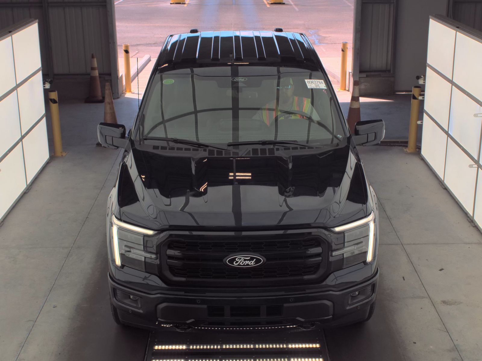 2025 Ford F-150 Lariat AWD