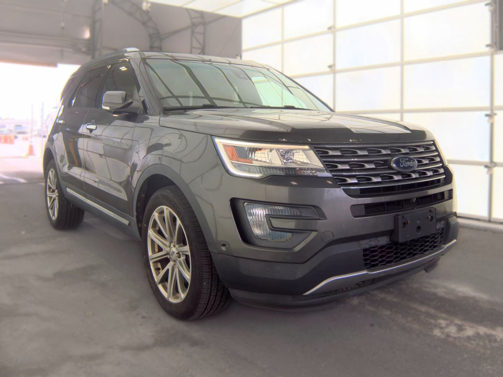 FORD EXPLORER - 5